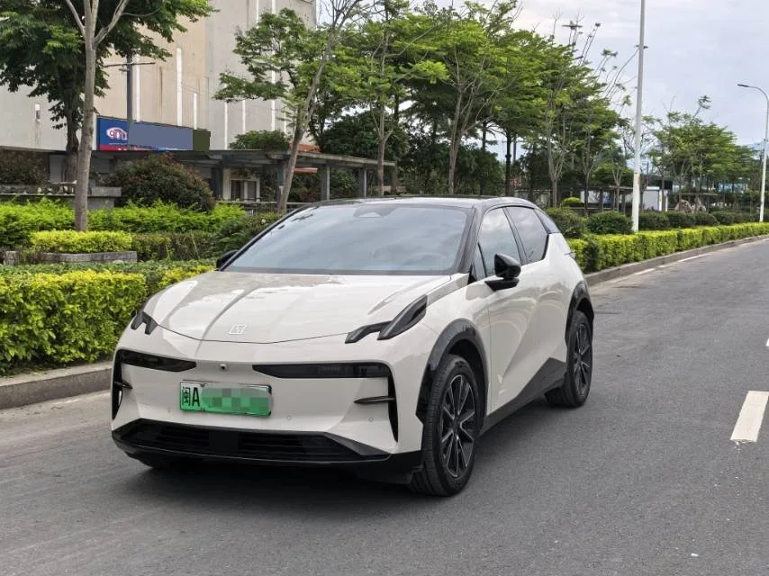 Extreme Krypton X 2024 Four-Seat Rear-Wheel Drive Version