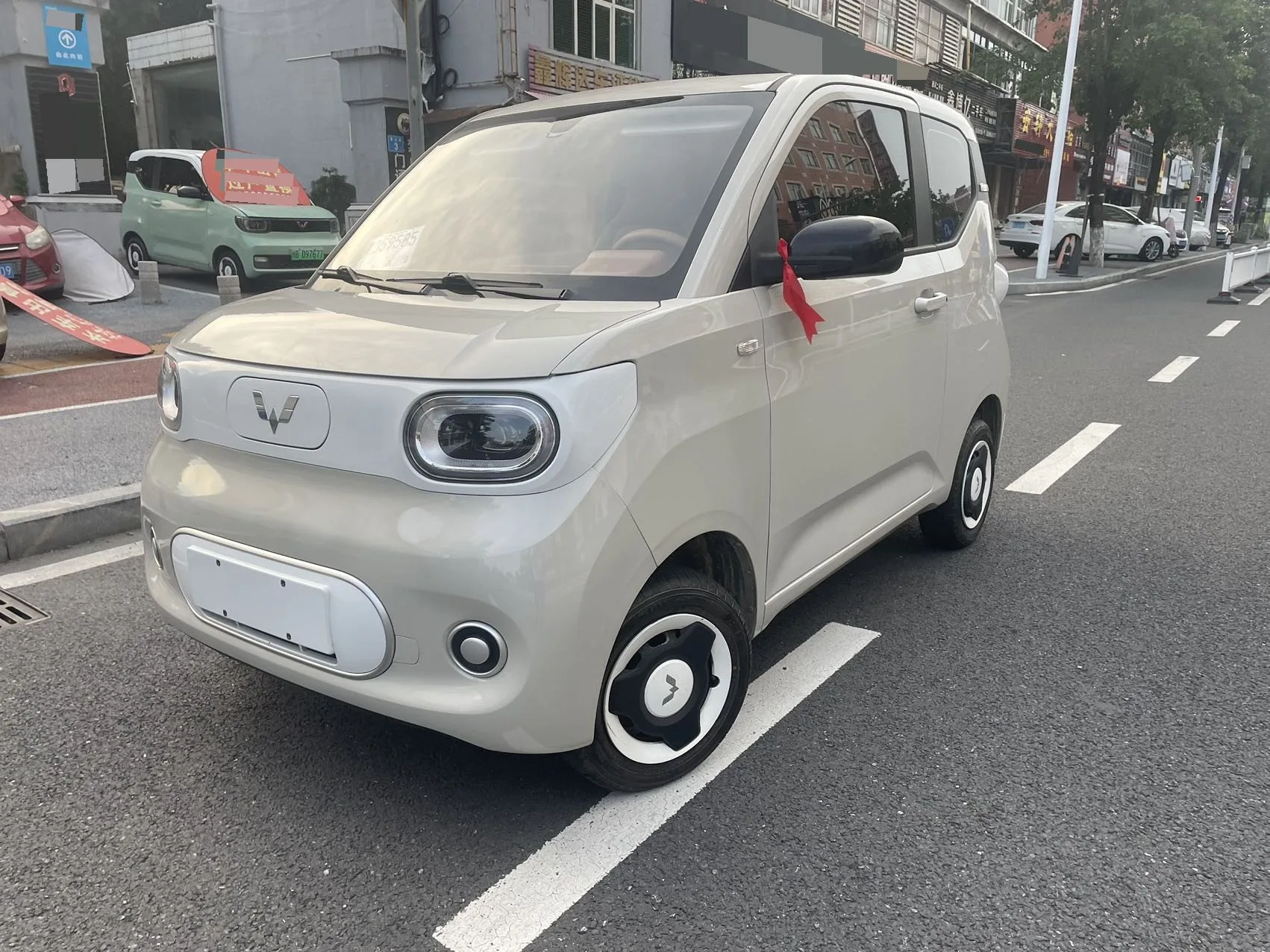Hongguang MINIEV 2024 Macaron Model, 215km