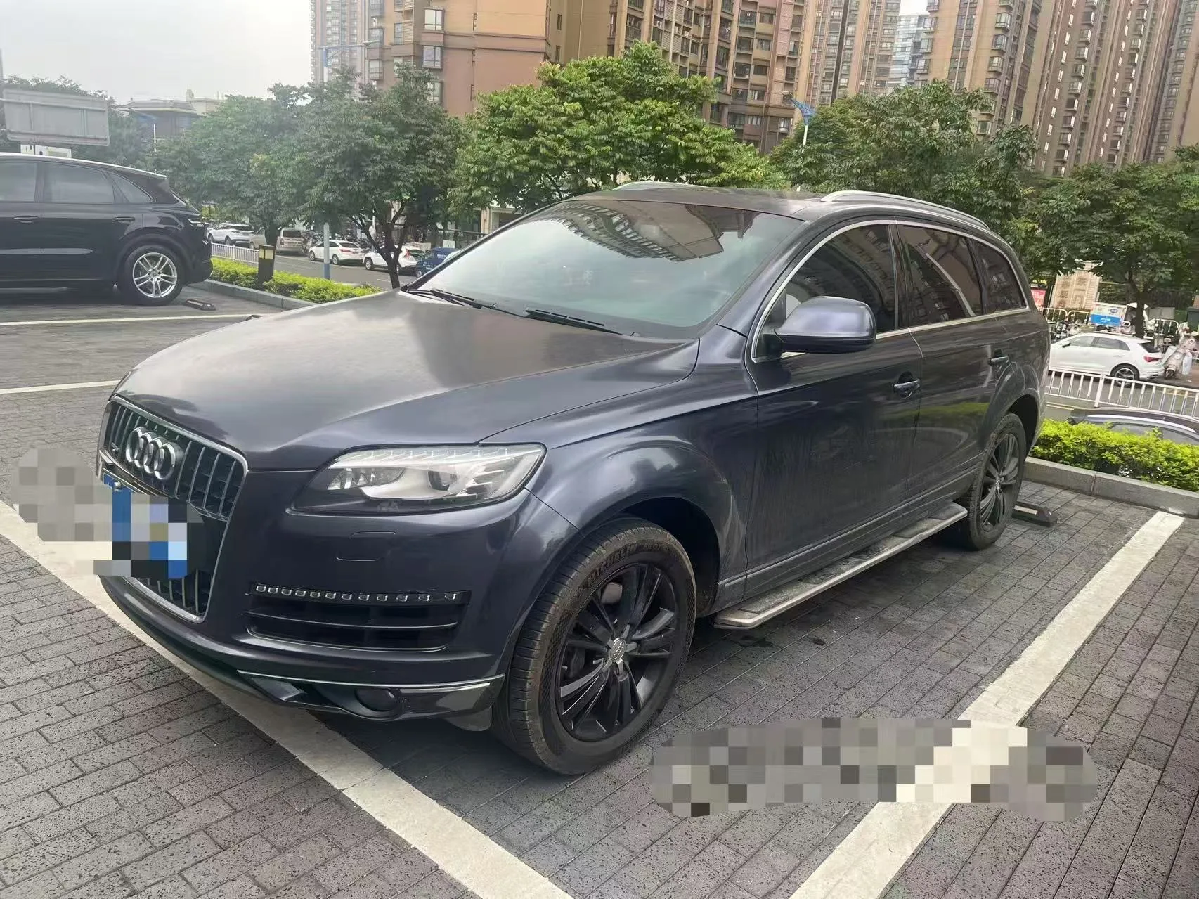 2011 Audi Q7 3.0 TFSI Technology (200 kW)