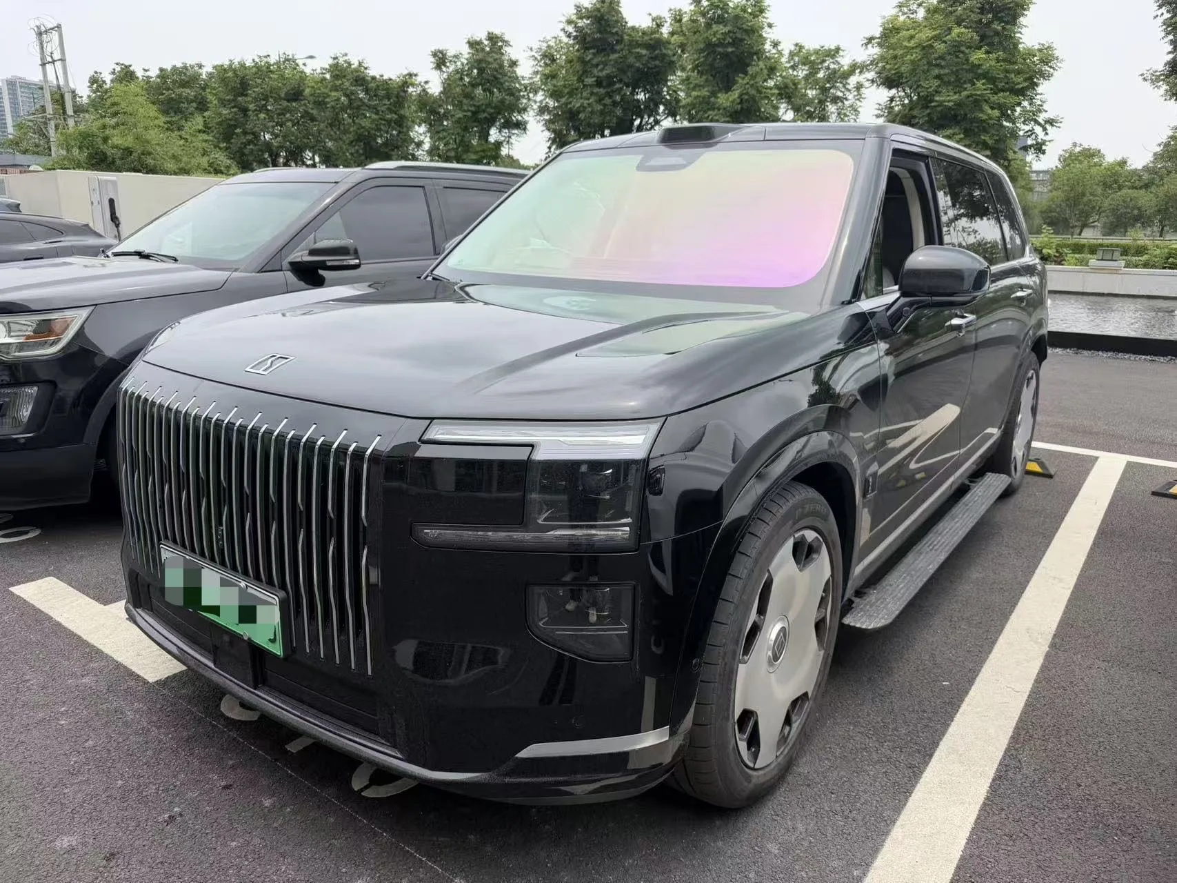 Jike 2025 Model Jike 9X 2.0T Ultra Edition 55kWh Automatic