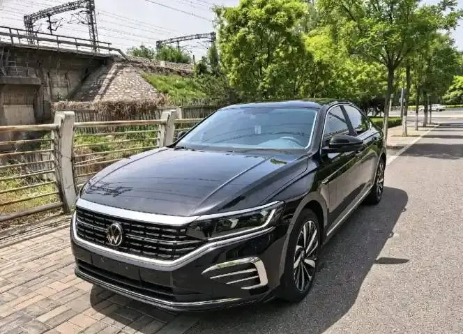 Volkswagen 2024 Passat 2.0TSI 330TSI Elite Edition Automatic