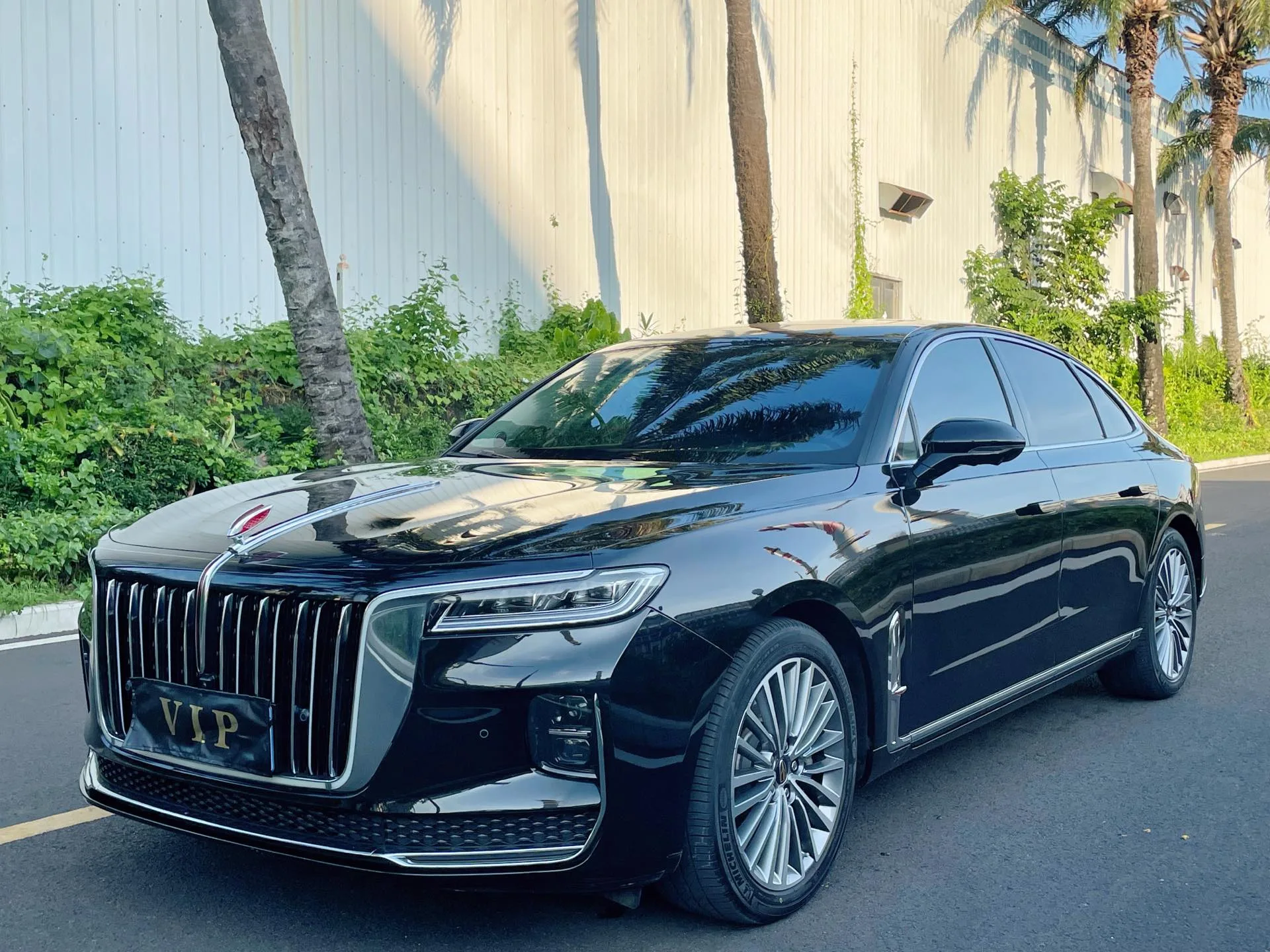 Hongqi H9 2022 2.0T Intelligent Flagship Edition