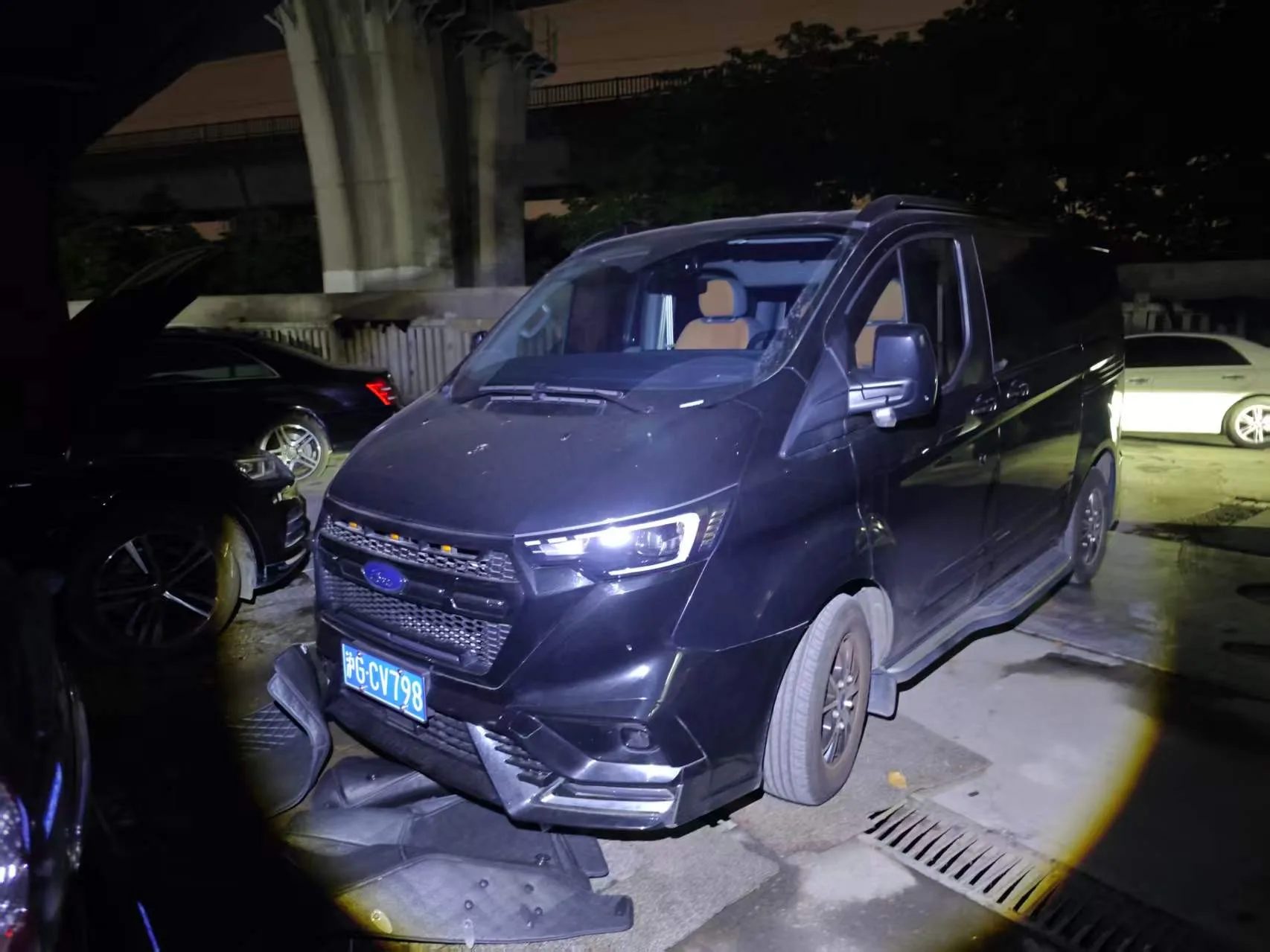 Ford Tourneo 2024 2.0T Premium Plus Automatic