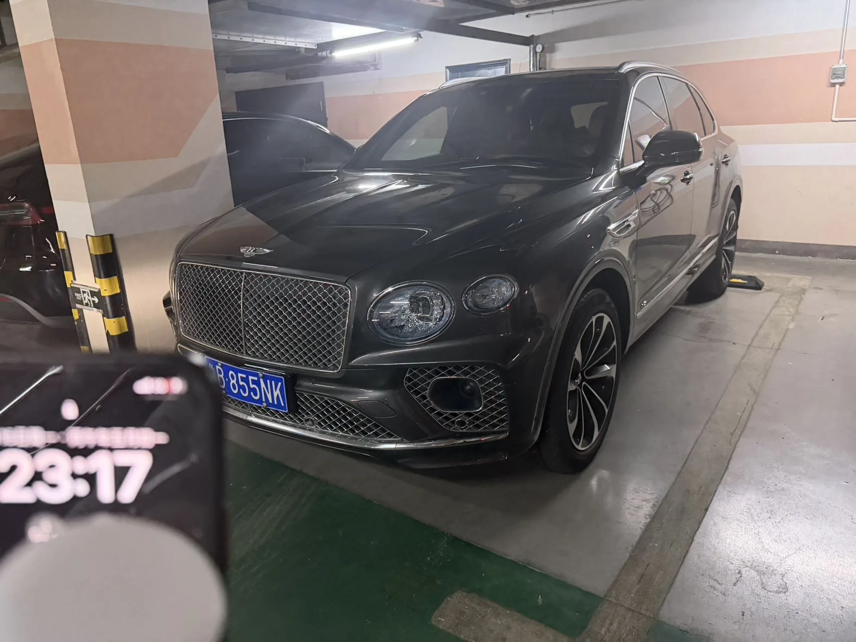 Bentley Bentayga 2021 4.0T V8