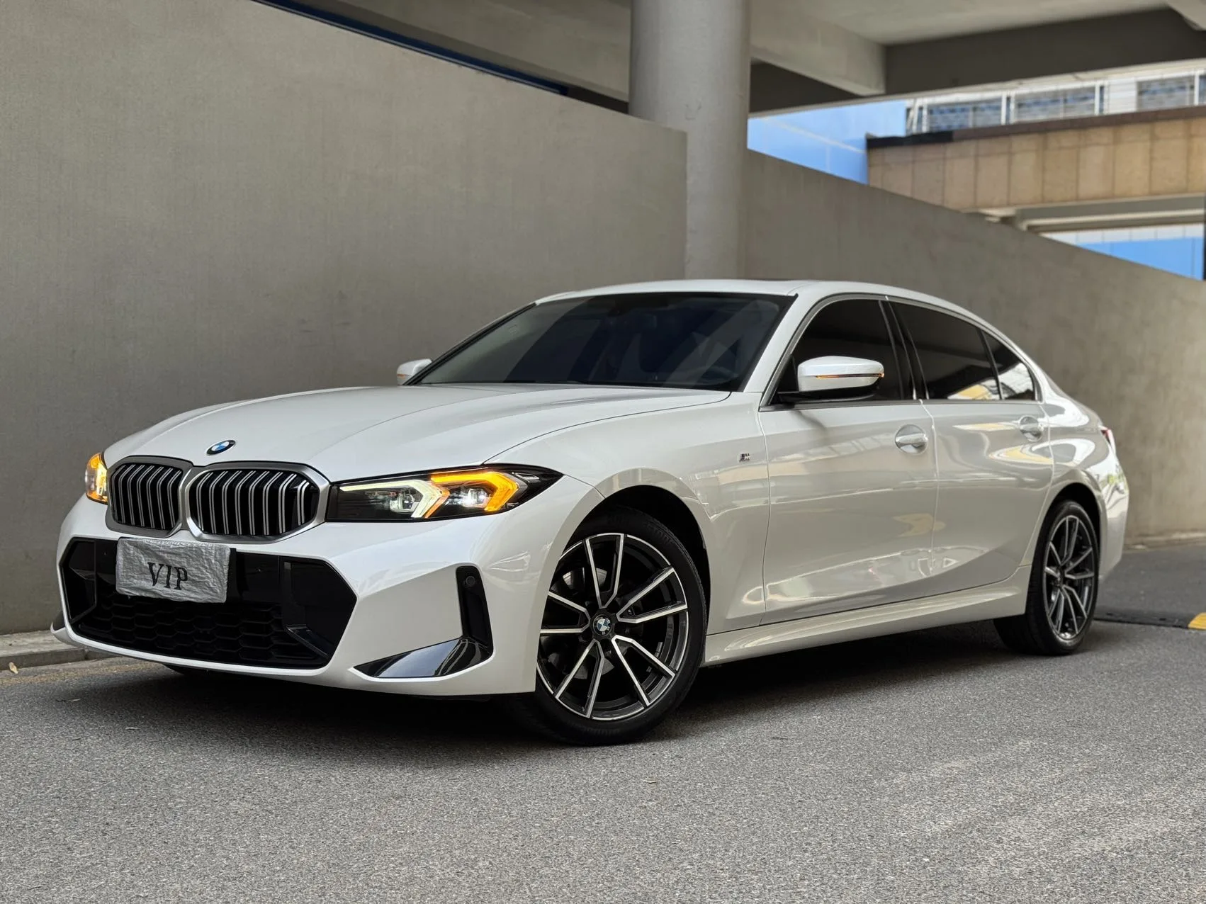 2023 BMW 3 Series 320Li M Sport Package