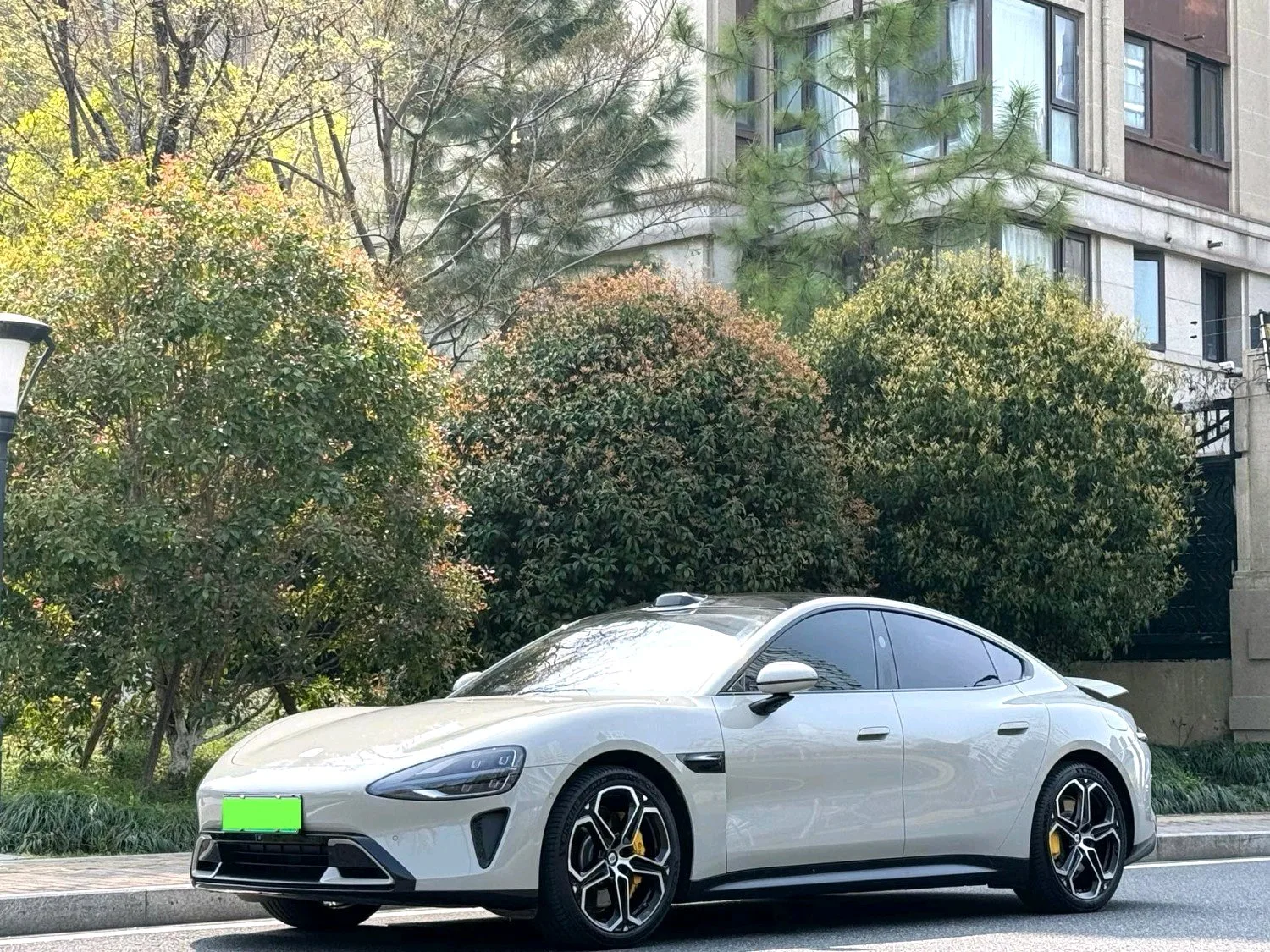 Xiaomi SU7 2024 700km Rear-Wheel Drive Standard Founder Edition