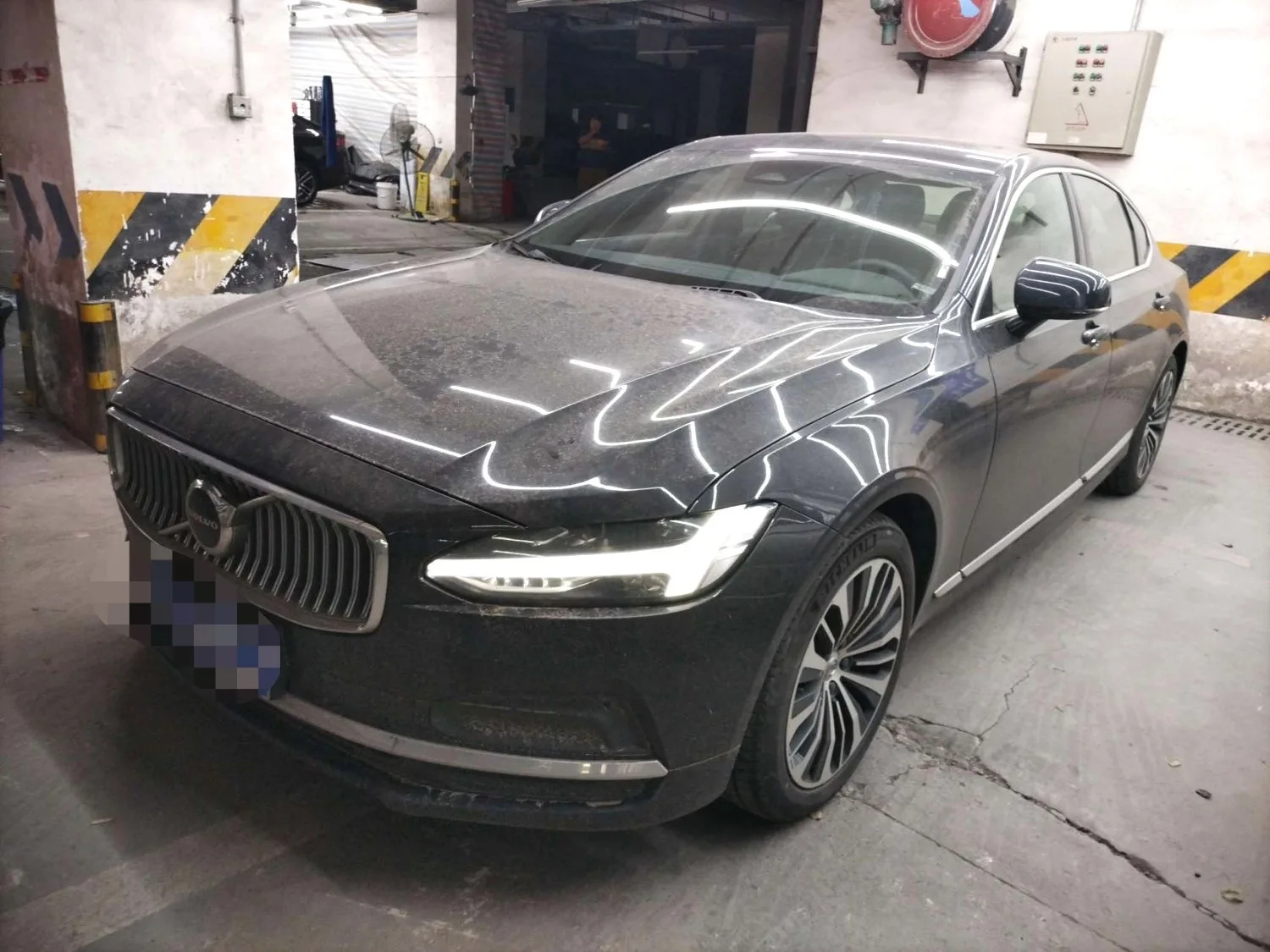 2024 Volvo S90 B5 Smart Luxury Edition