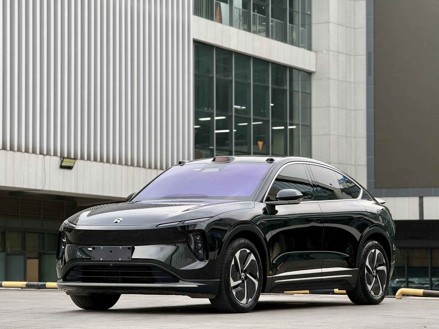 NIO EC6 2023 model 75kWh
