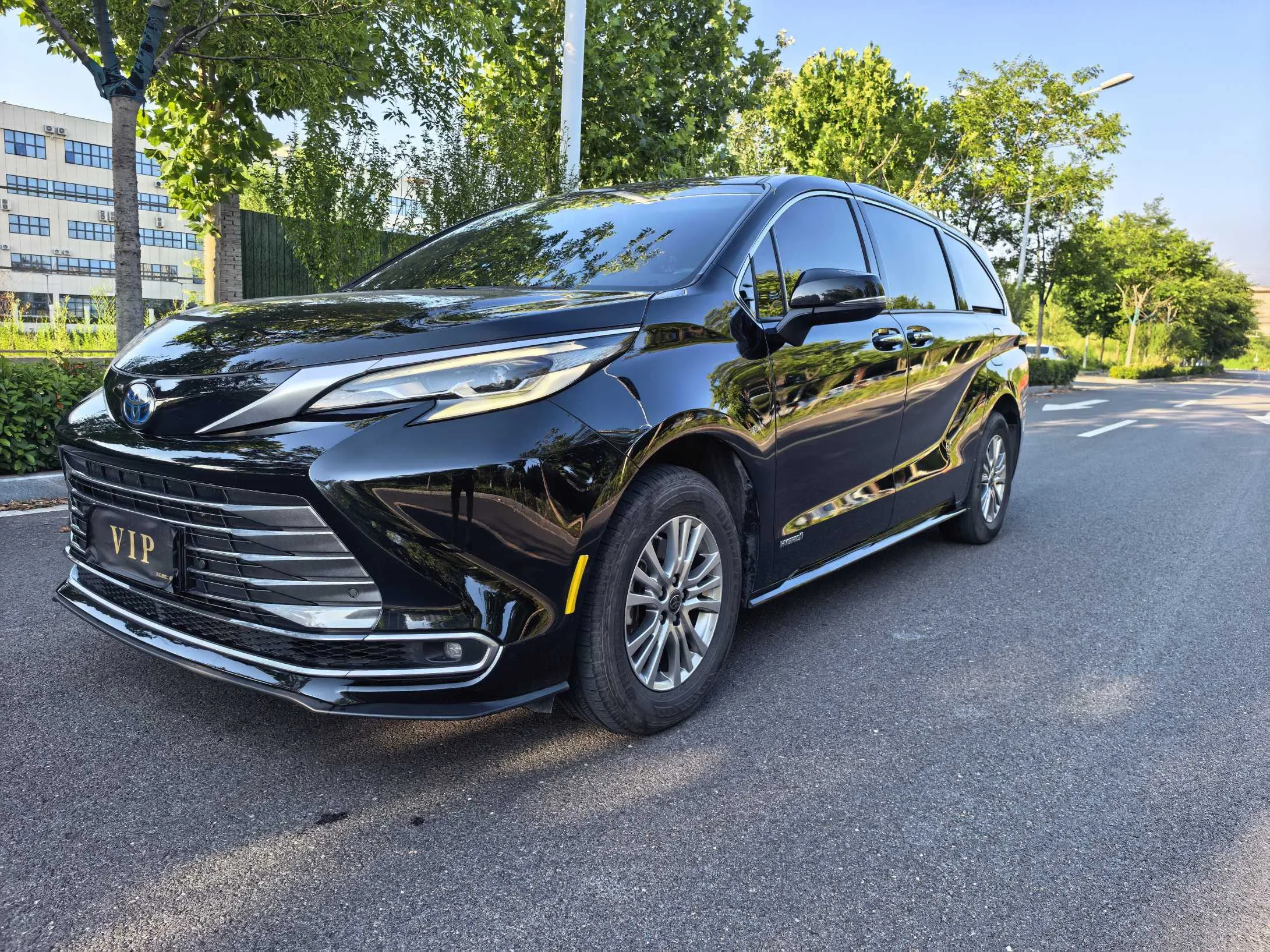2021 Sienna 2.5L Hybrid Luxury Welfare Edition