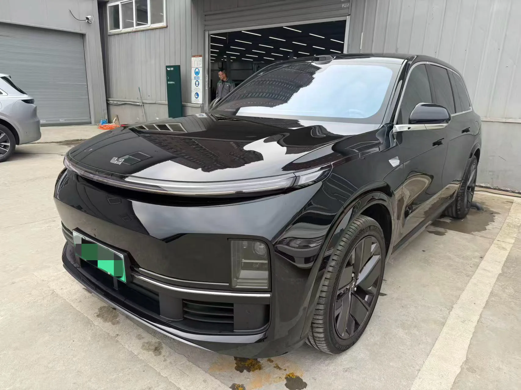 Li Auto 2025 L9 Pro Smart Refresh Edition, Automatic Transmission