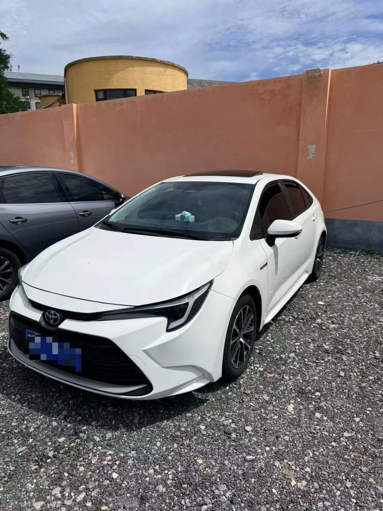 Toyota 2023 Corolla Hybrid 1.8 CVT Intelligent Electric Hybrid Luxury Edition Automatic Transmission
