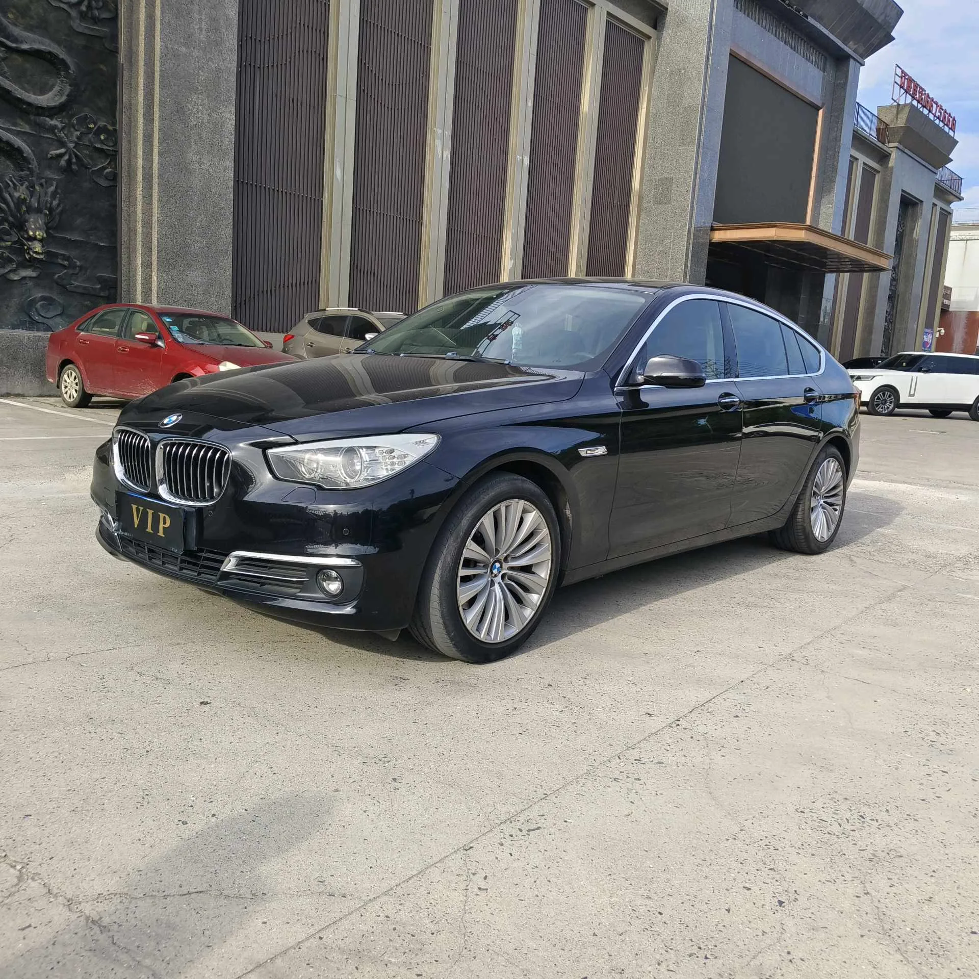 2014 BMW 5 Series GT 528i Luxury