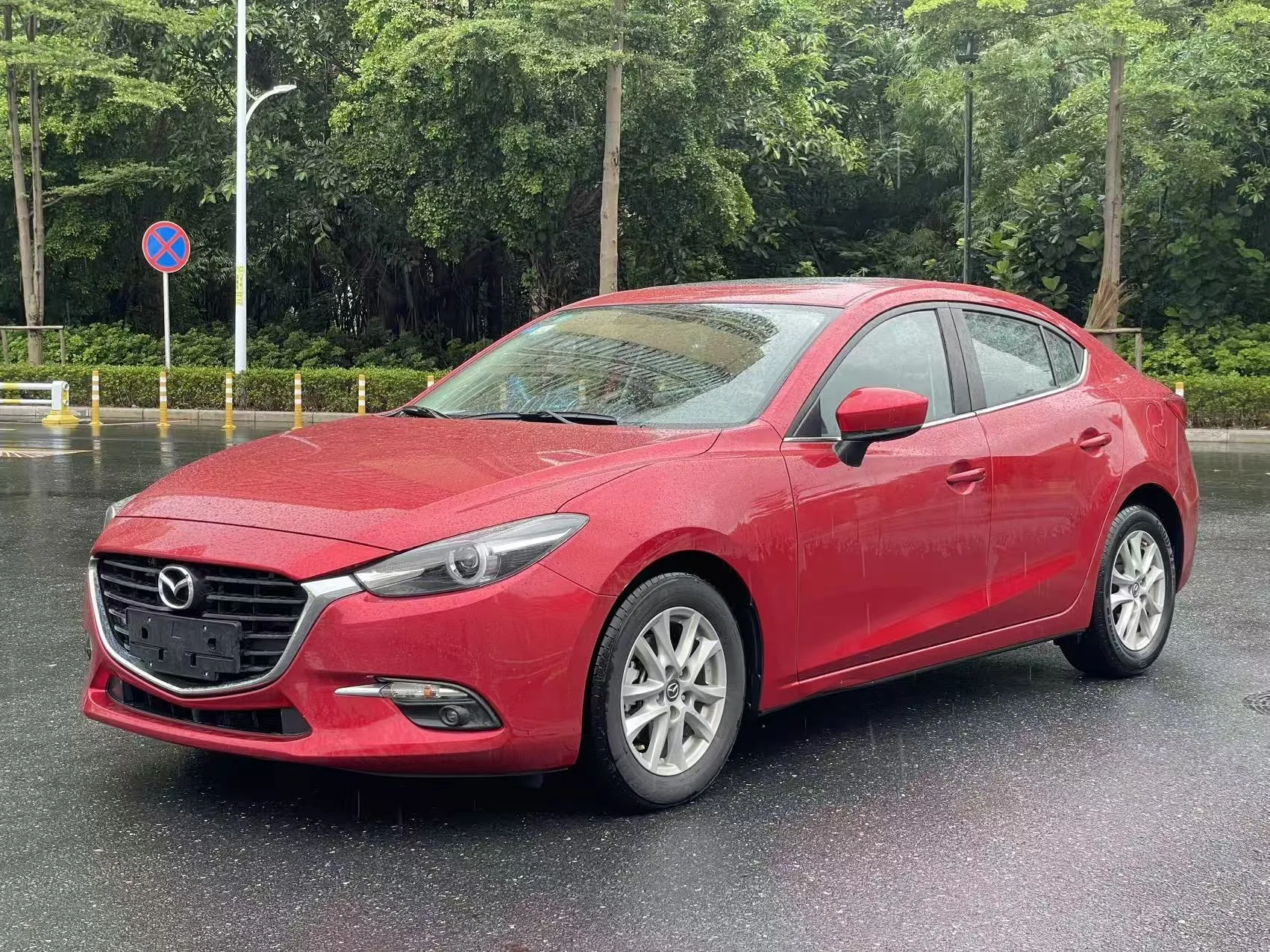 Mazda3 Axela 2017 Sedan 1.5L Automatic Luxury (China VI Emission Standard)