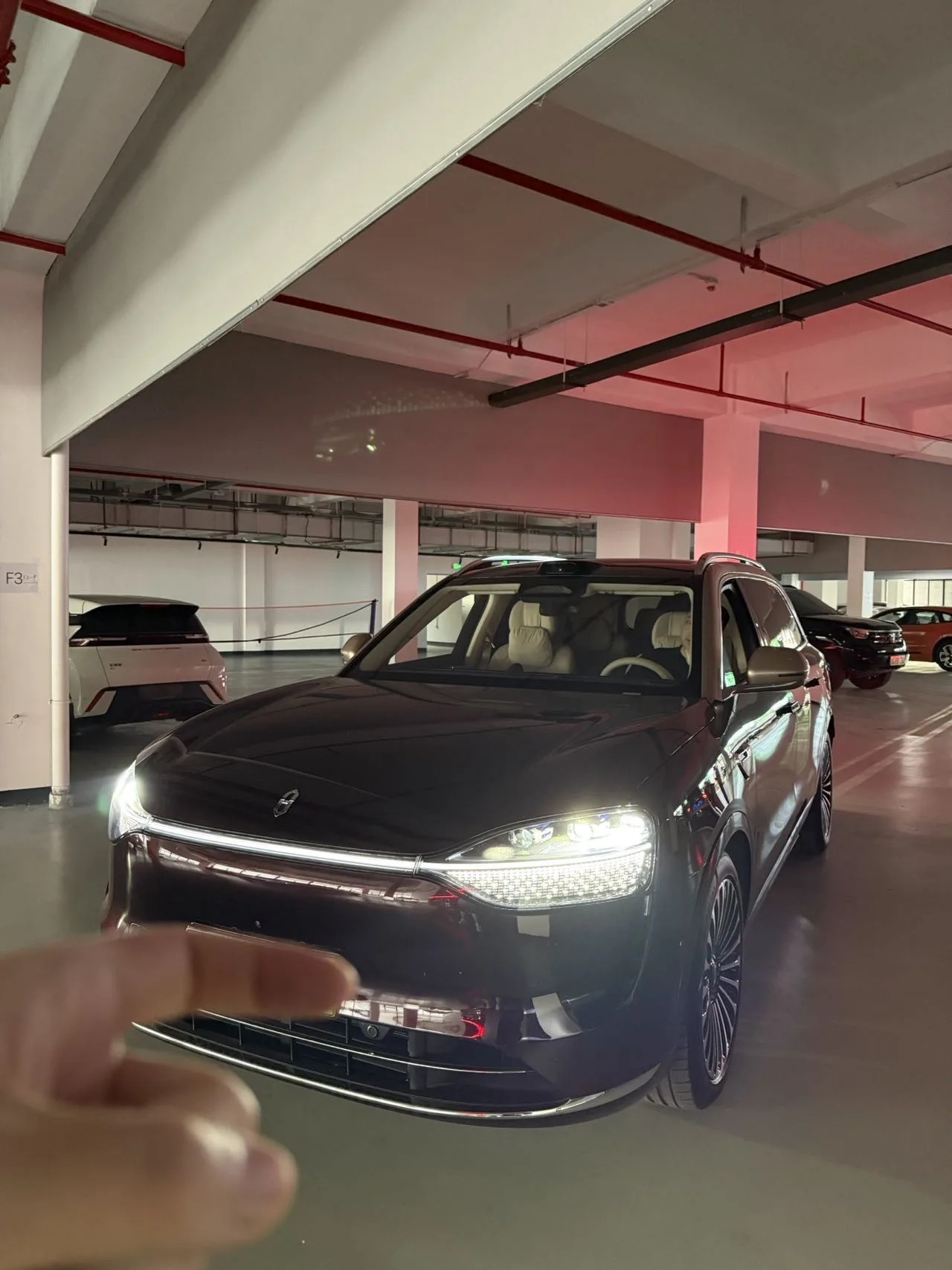AITO 2025 Model M9 Extended Range Ultra Edition 52kWh 6-Seater Automatic Transmission