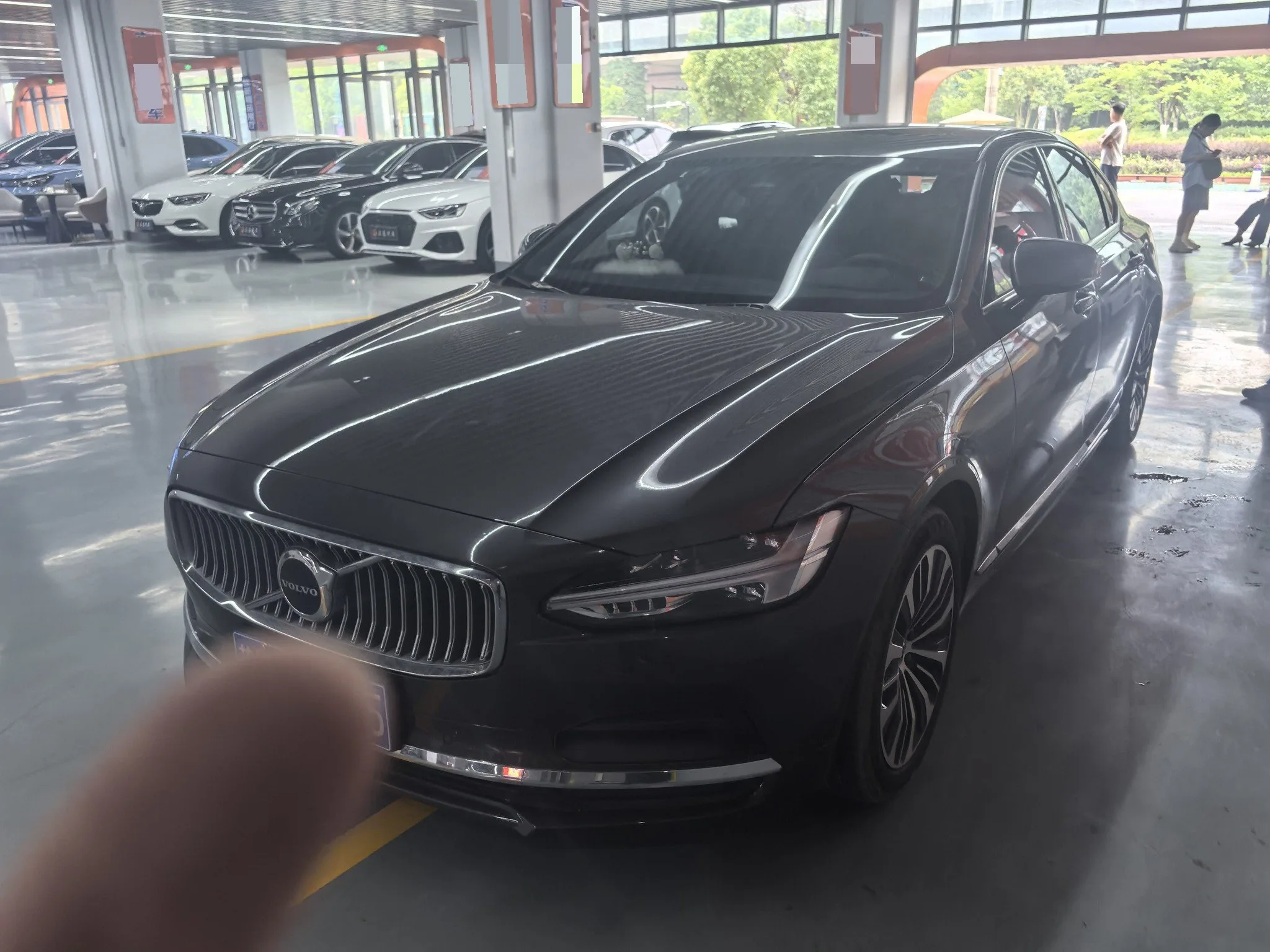 2024 Volvo S90 B5 Inscription Luxury Edition