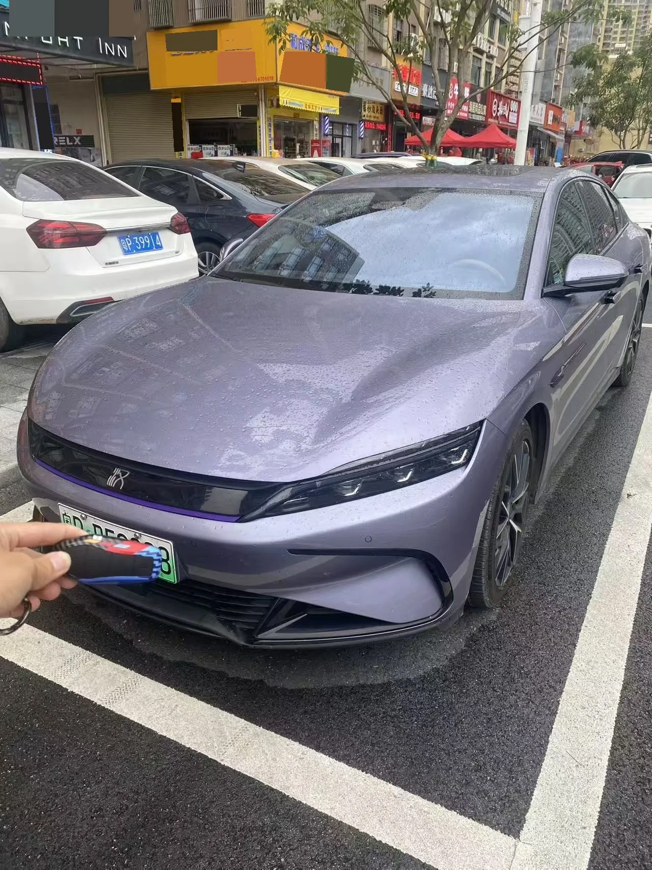 BYD 2024 Han EV 610KM Glory Edition 4WD with God's Eye Intelligent Driving System (Automatic)