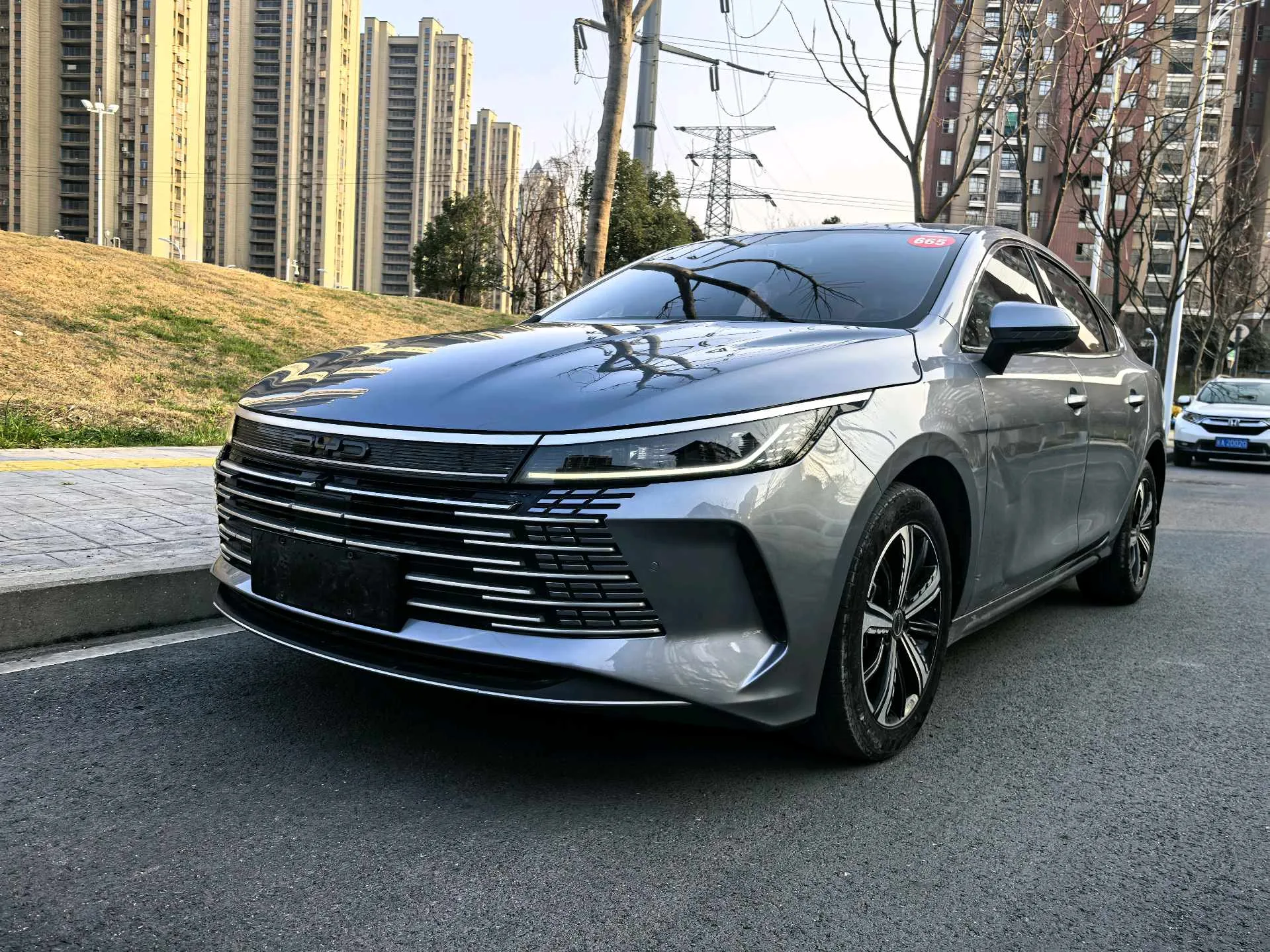 BYD 2023 Destroyer 05 DM-i 1.5 CVT 120KM Champion Edition Deluxe Automatic