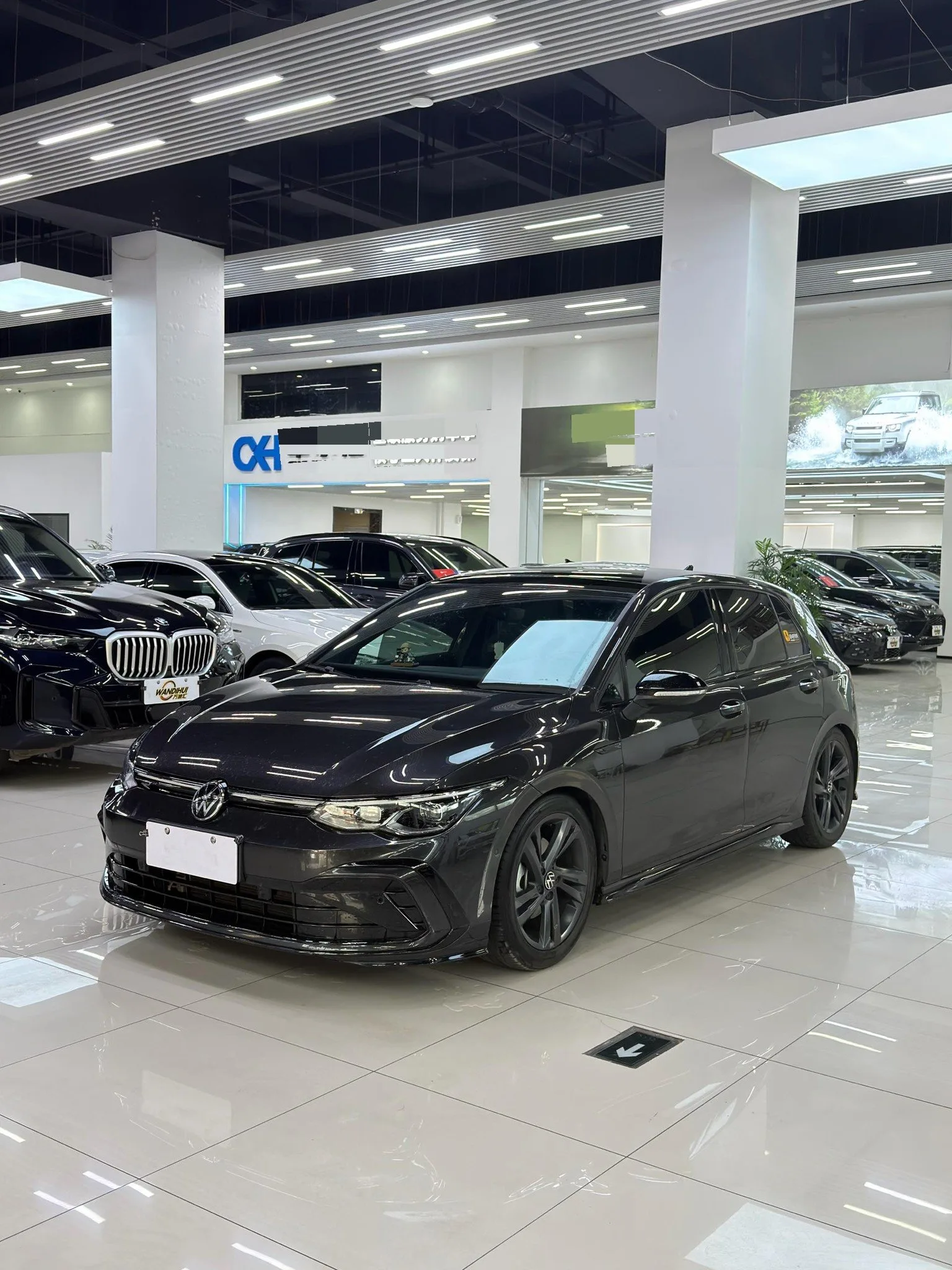 Volkswagen 2023 Golf 8 R-Line 1.4TSI 280TSI Lite (facelift) Automatic