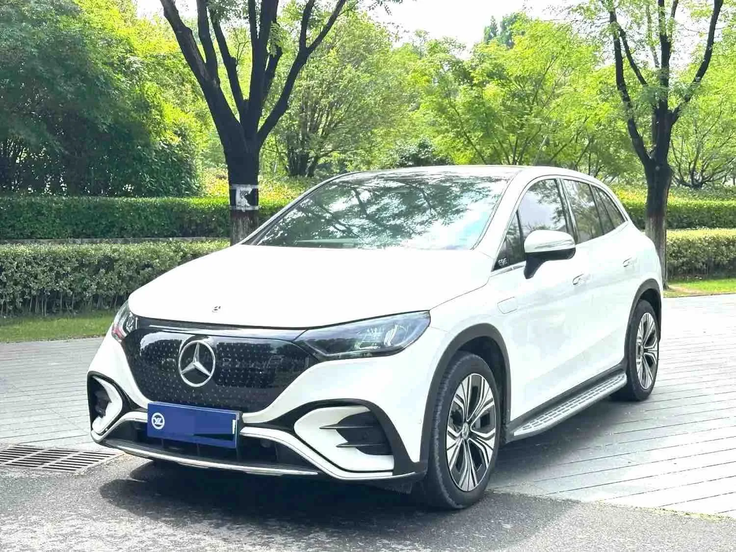 2024 Mercedes-Benz EQE SUV 500 4MATIC Pioneer Edition