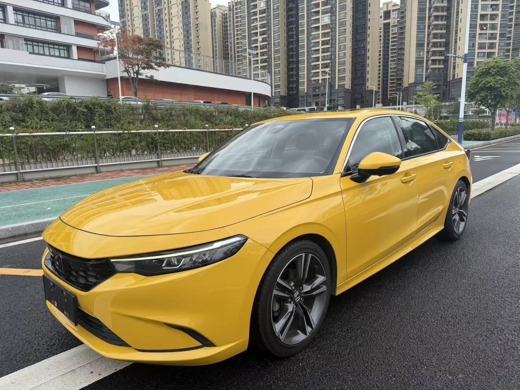 Stylish 2022 240TURBO CVT Premium Edition