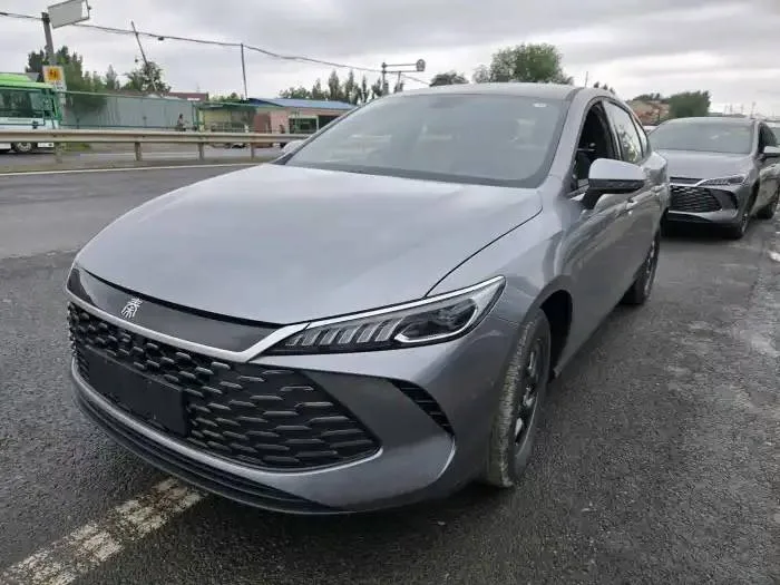 BYD 2025 Qin PLUS DM-i 1.5 CVT Intelligent Driving Edition 120KM Superior Model Automatic