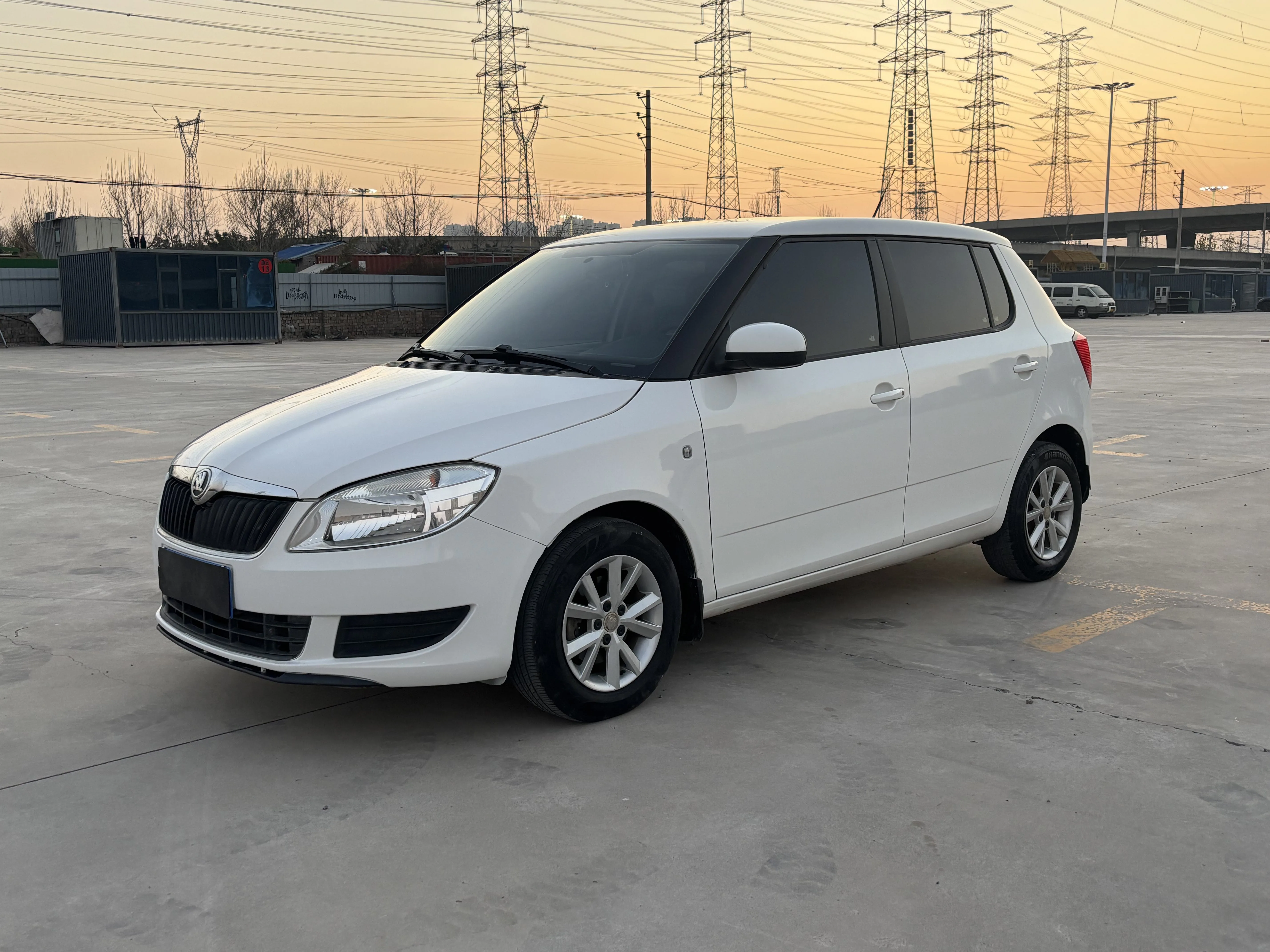 Fabia 2014 1.4L Automatic Crystal Edition