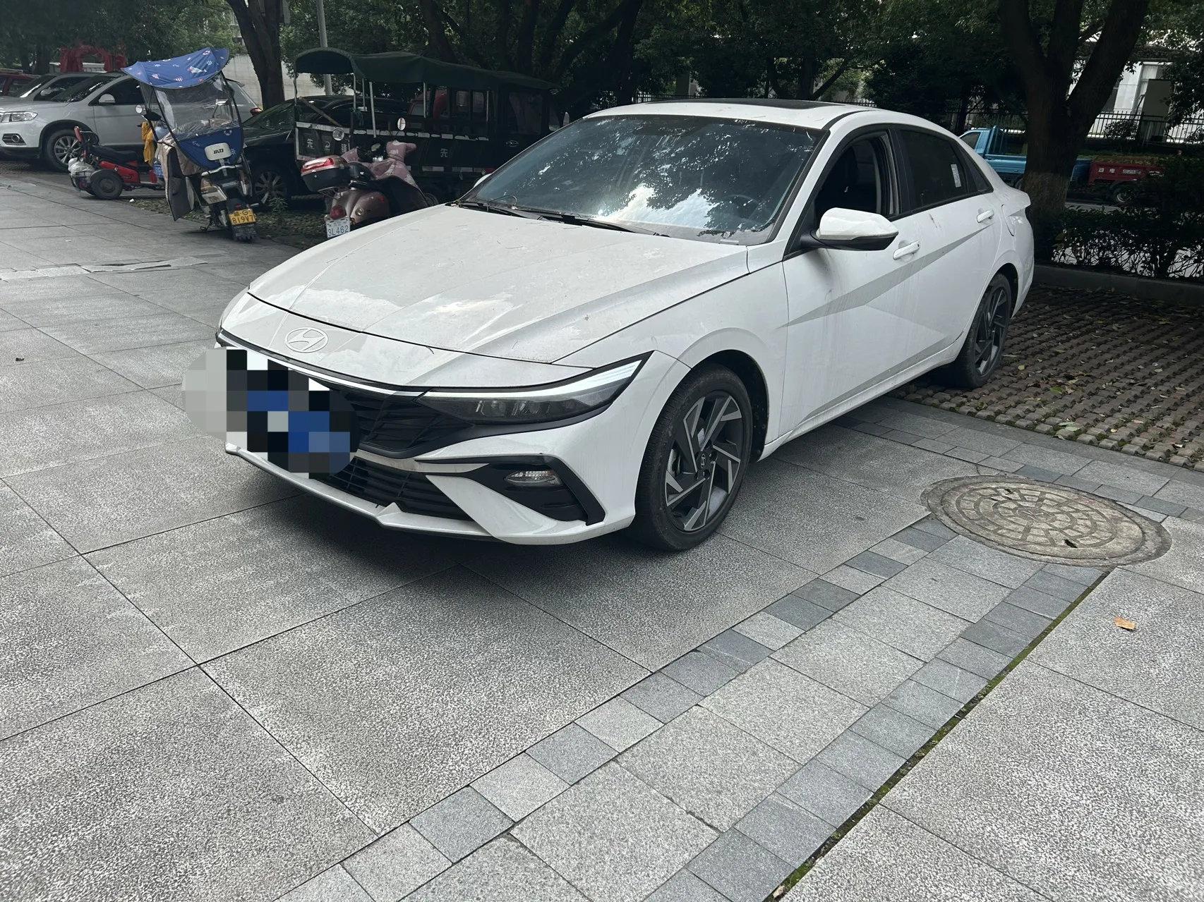 Hyundai Elantra 2023 1.5L CVT GLX Elite Edition