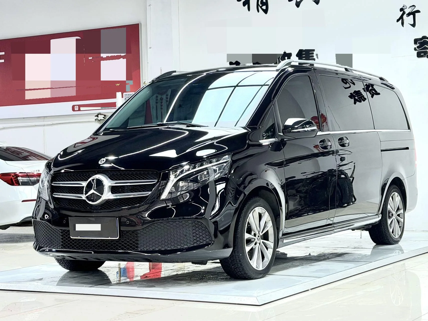 Mercedes-Benz V-Class 2022 V 260 2.0T Premium Edition Automatic