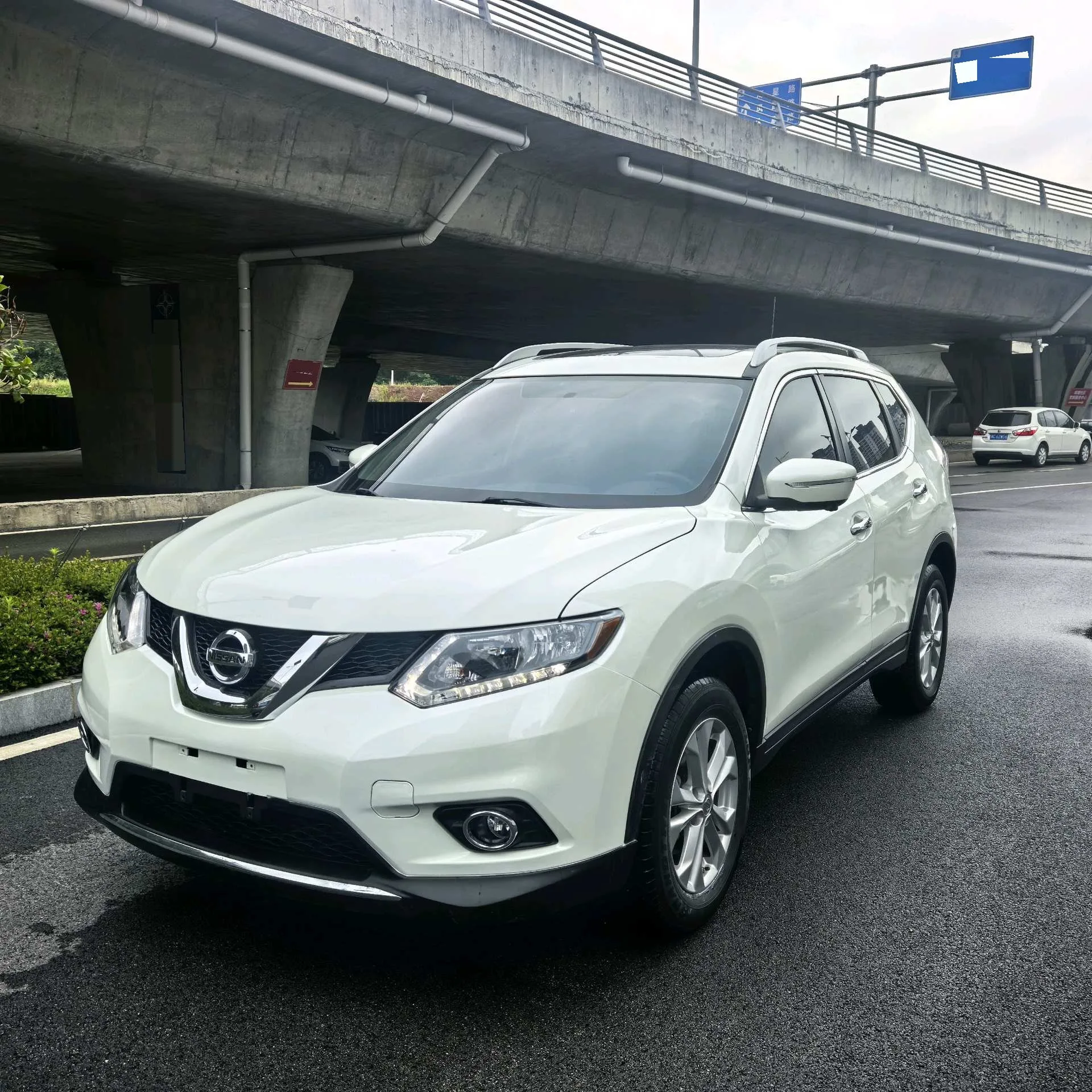 Nissan X-Trail 2014 2.5L CVT Luxury 4WD