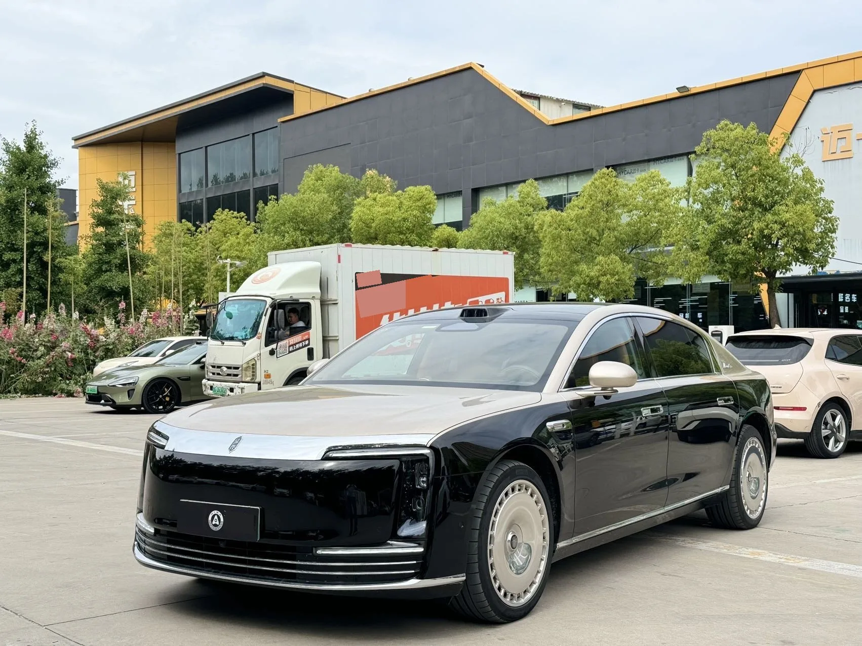 2025 S800 Premium Range Extended Star Edition (5-seater)