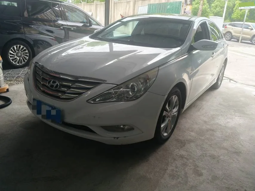 Sonata 2013 2.0L Automatic Leading Edition
