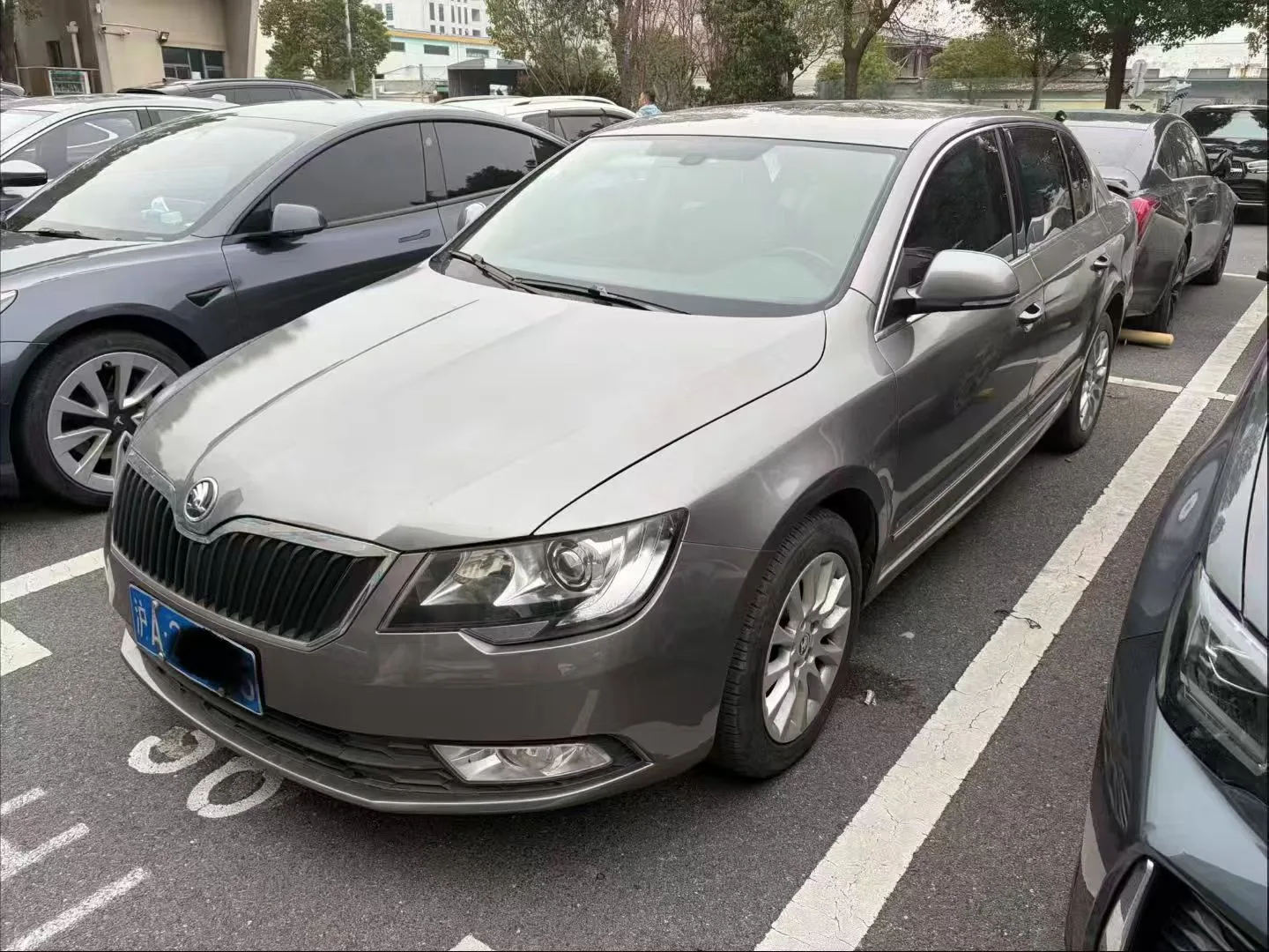 Superb 2013 1.8TSI Automatic Elite Edition
