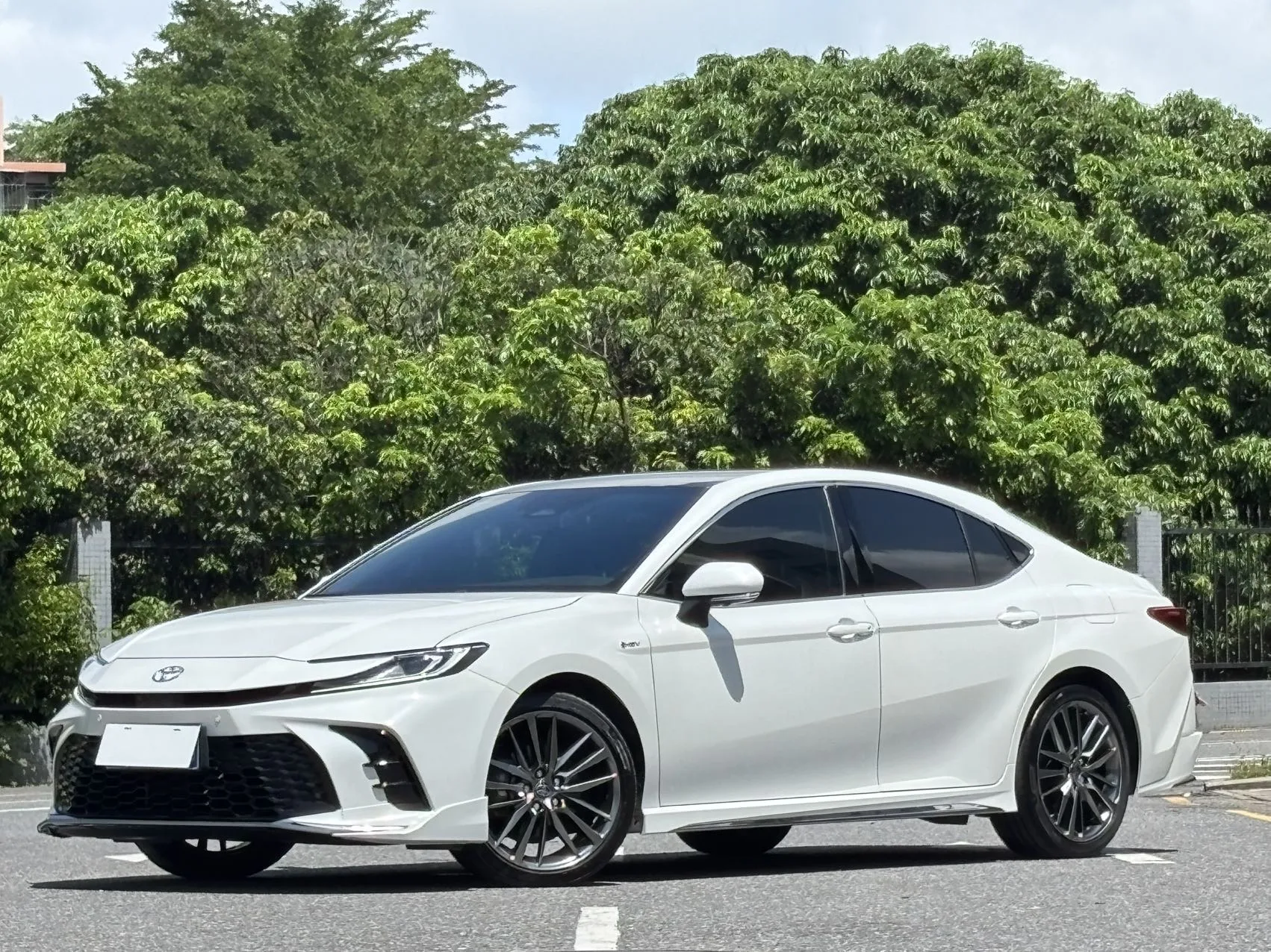 2024 Toyota Camry Hybrid 2.0HXS CVT Sport PLUS Edition, Automatic Transmission
