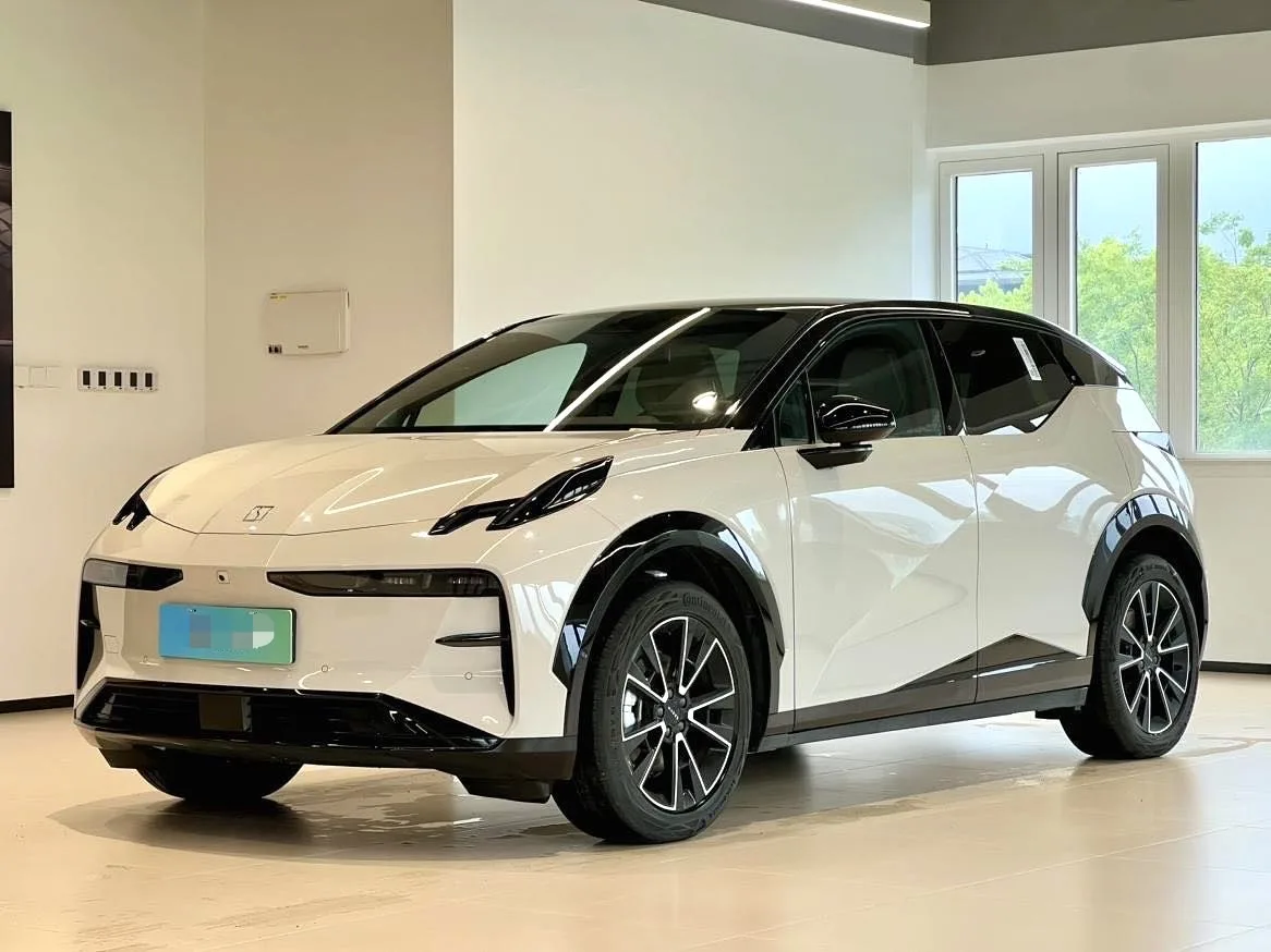 JiKrypton 2025 JiKrypton X Four-Seat Rear-Wheel Drive Magic Cube Edition Automatic Transmission