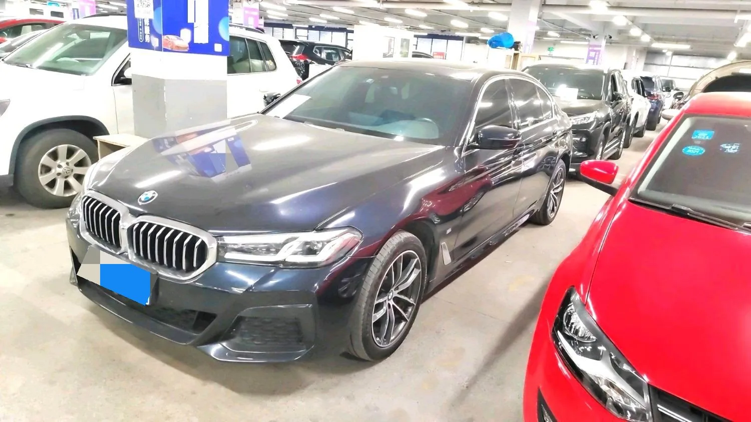 BMW 5 Series 2022 Facelift II 525Li M Sport Package