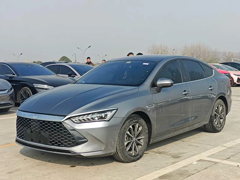 BYD 2024 Qin PLUS DM-i 1.5 CVT Glory Edition 55KM Leading Model Automatic