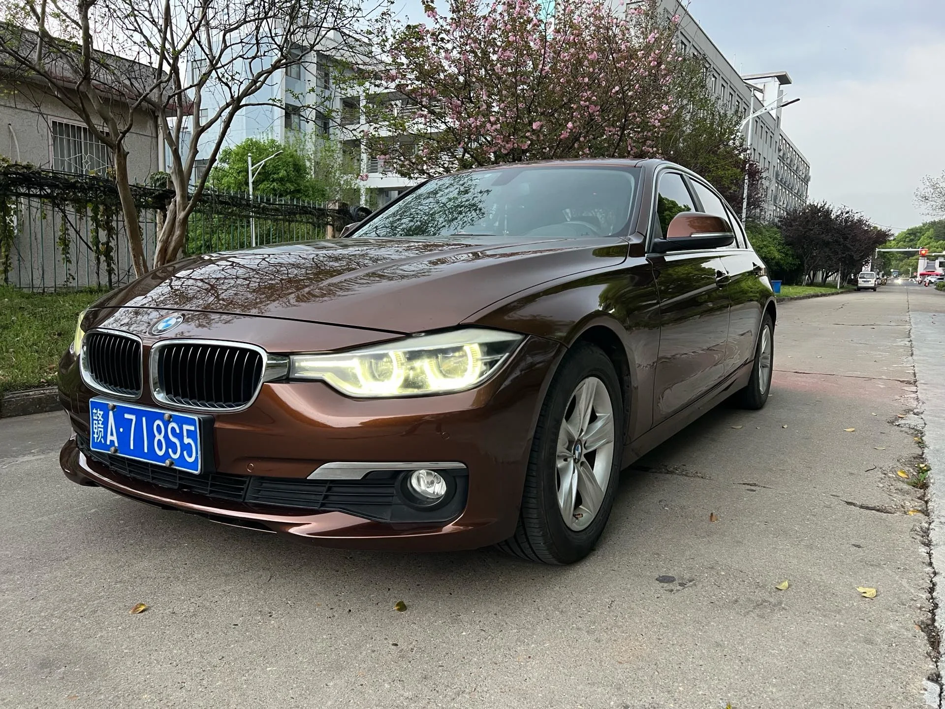 2016 BMW 3 Series 320i Fashion Edition