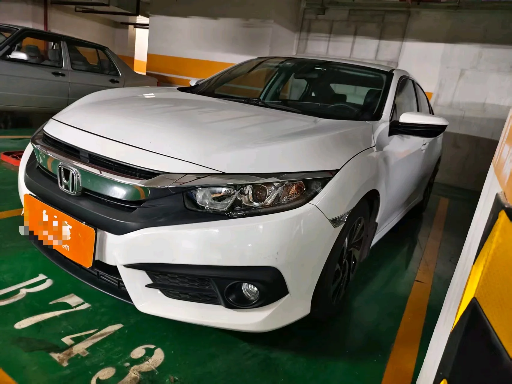 2016 Civic 220TURBO CVT Luxury Edition