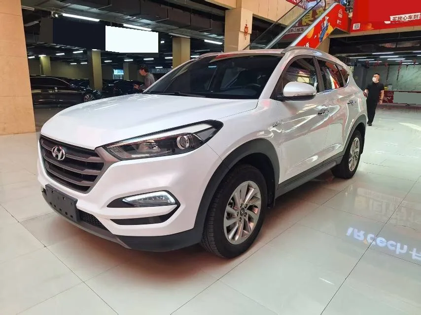 Tucson 2015 1.6T Dual-Clutch Two-Wheel Drive Intelligent Model