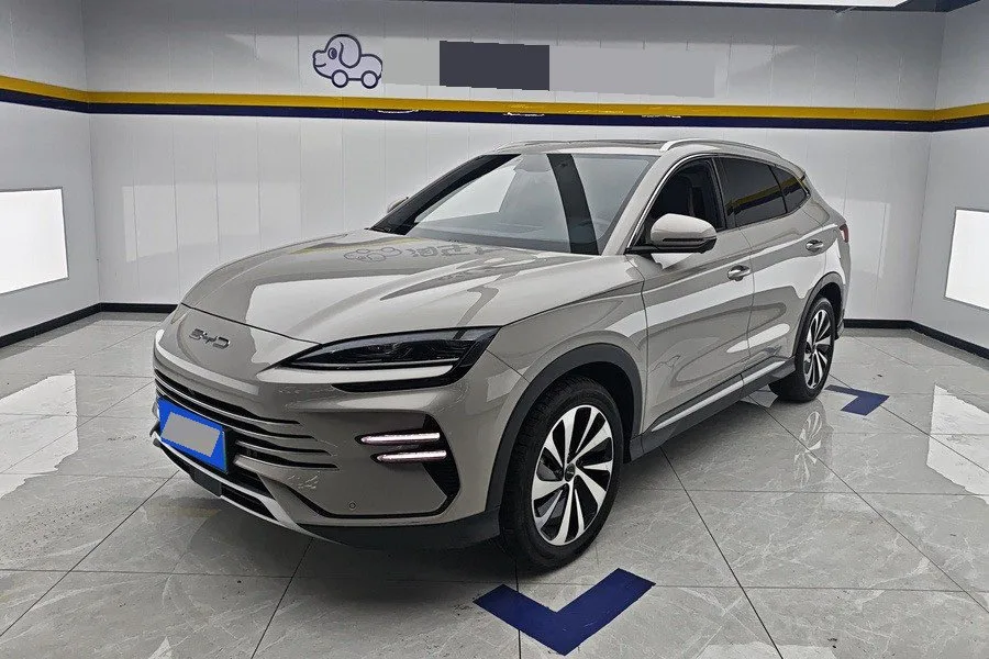 BYD 2023 Song PLUS DM-i 1.5 CVT Champion Edition 110KM Flagship Automatic