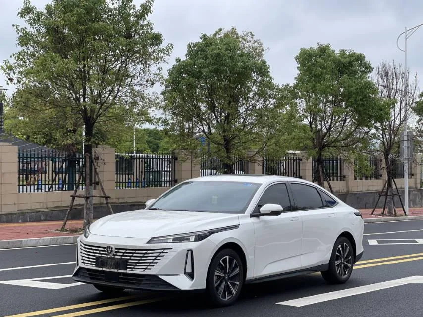 Changan 2024 Eado 1.5TGDI Premium Automatic