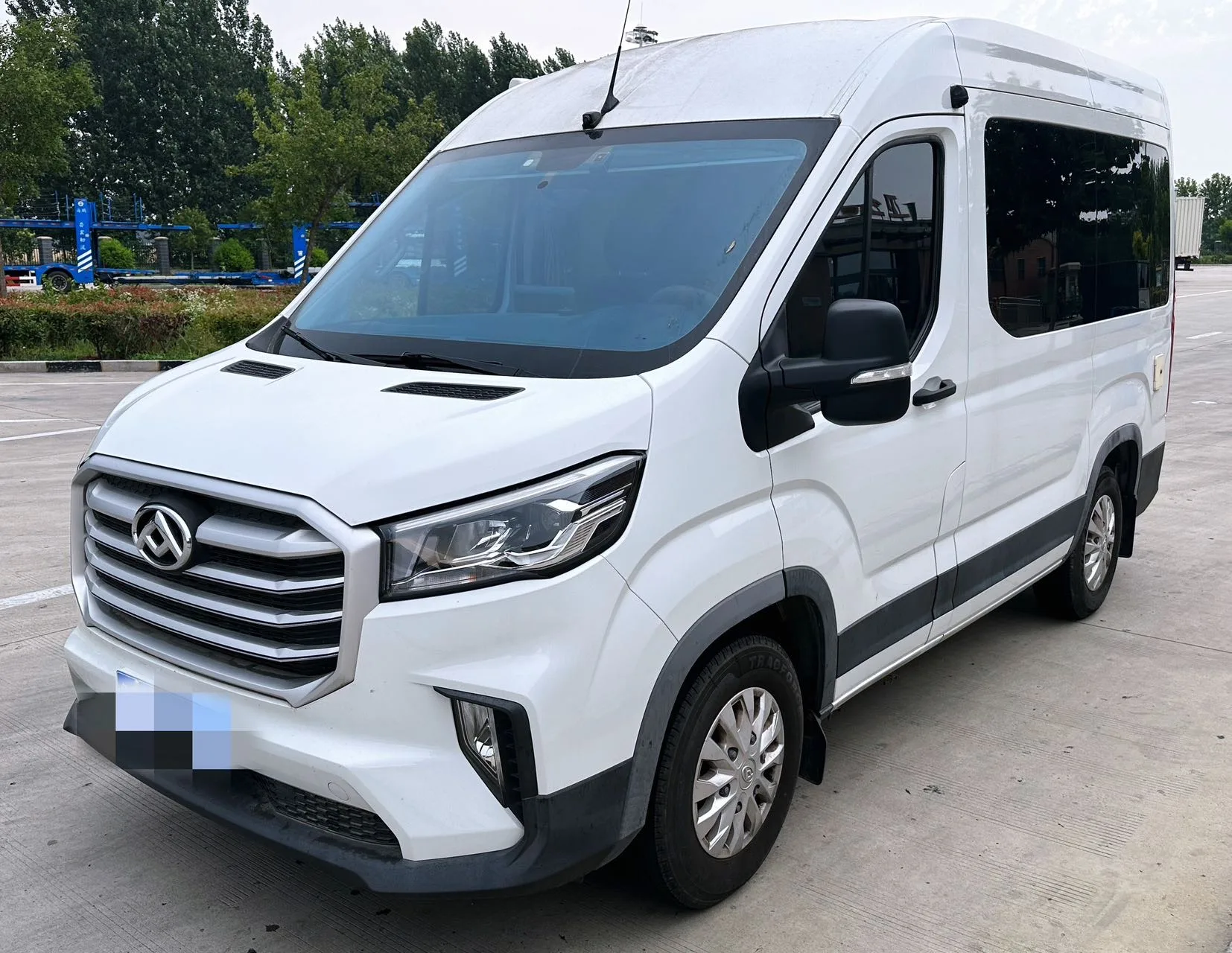 SAIC Maxus V90 Motorhome 2021 Model Year 2.0T Traveler V90 Self-Propelled Class B Motorhome Luxury Edition with Transverse Beds