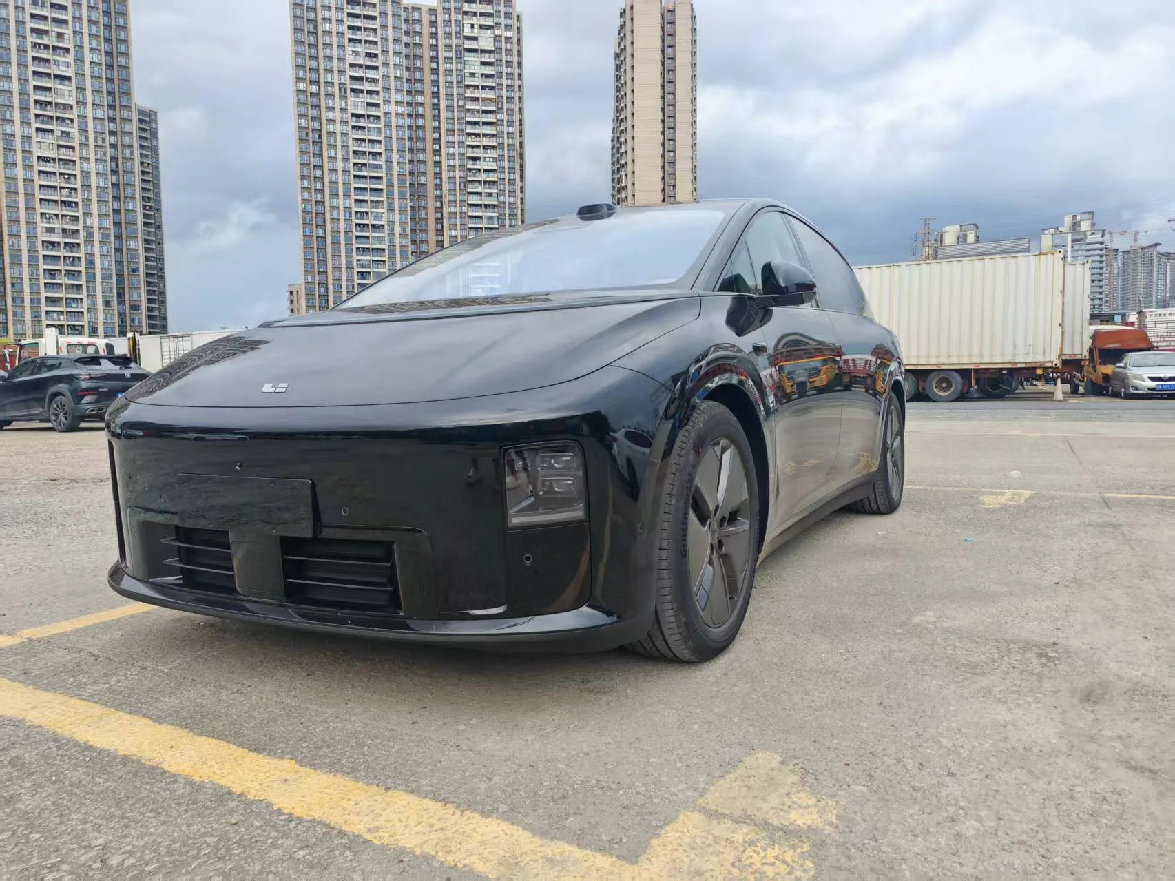 Li Auto 2025 i8 Standard Edition Automatic