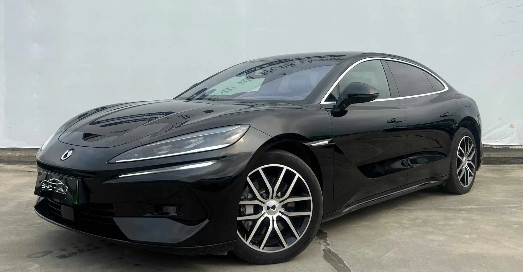 Denza 2024 Denza Z9 2.0T CVT 1100km 4WD Max Edition Automatic