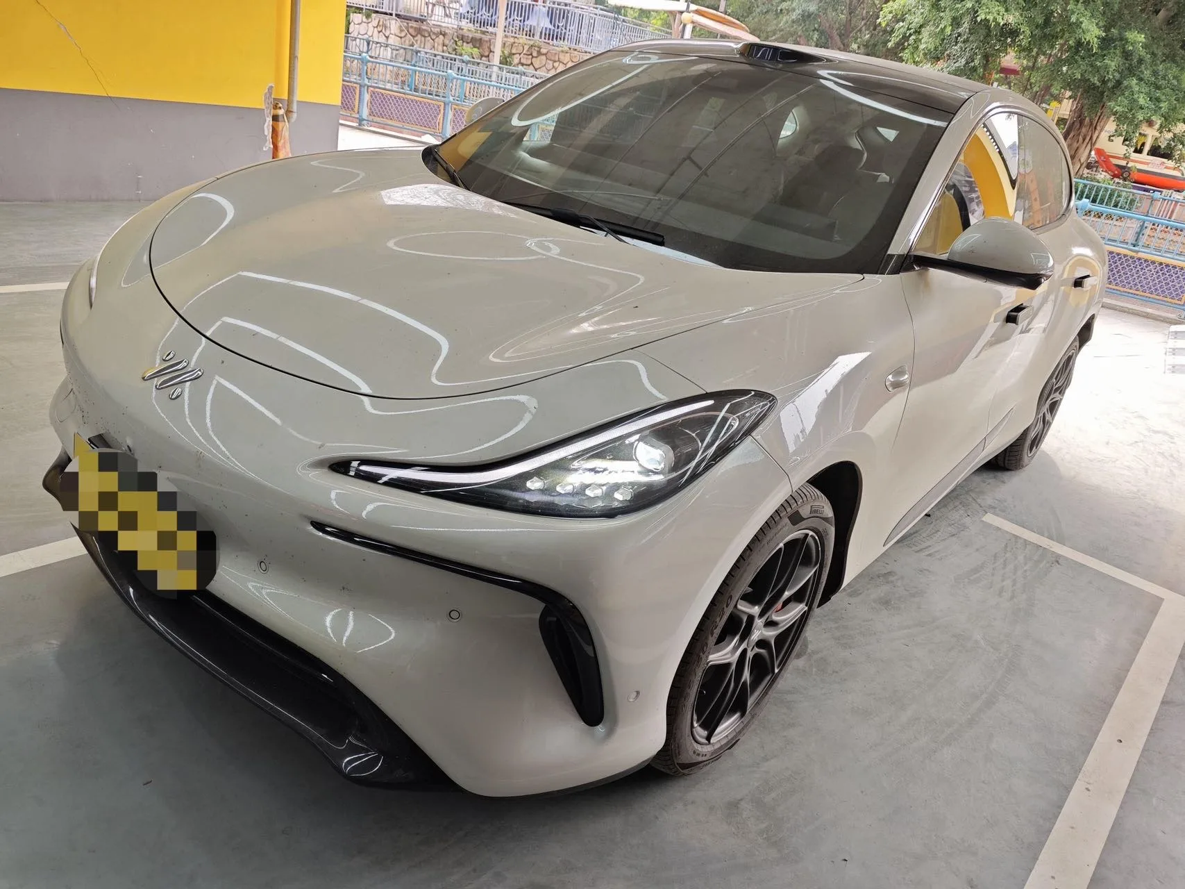 IM Motors 2025 Model Year IM LS6 Long Range "Lizard" Intelligent Driving Edition, Automatic Transmission