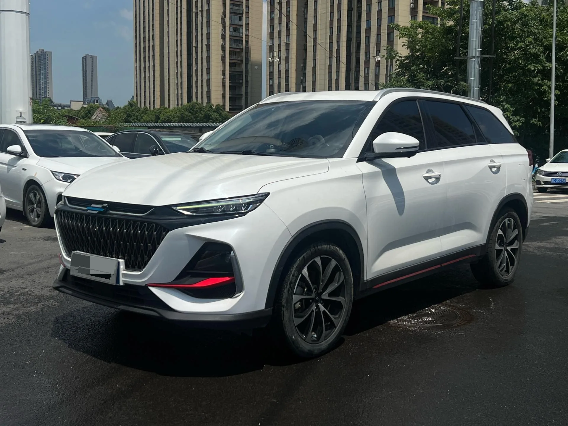 Oushang 2023 X7 PLUS 1.5T Enjoy Edition Premium 7-Seater Automatic Transmission