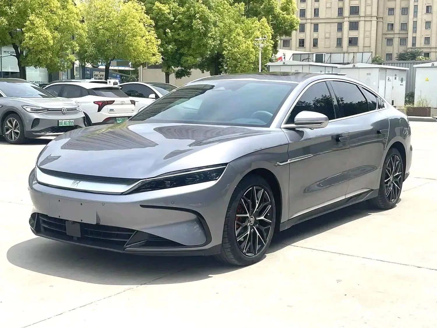 BYD 2025 Han DM-i 1.5T CVT 125KM Premium Automatic