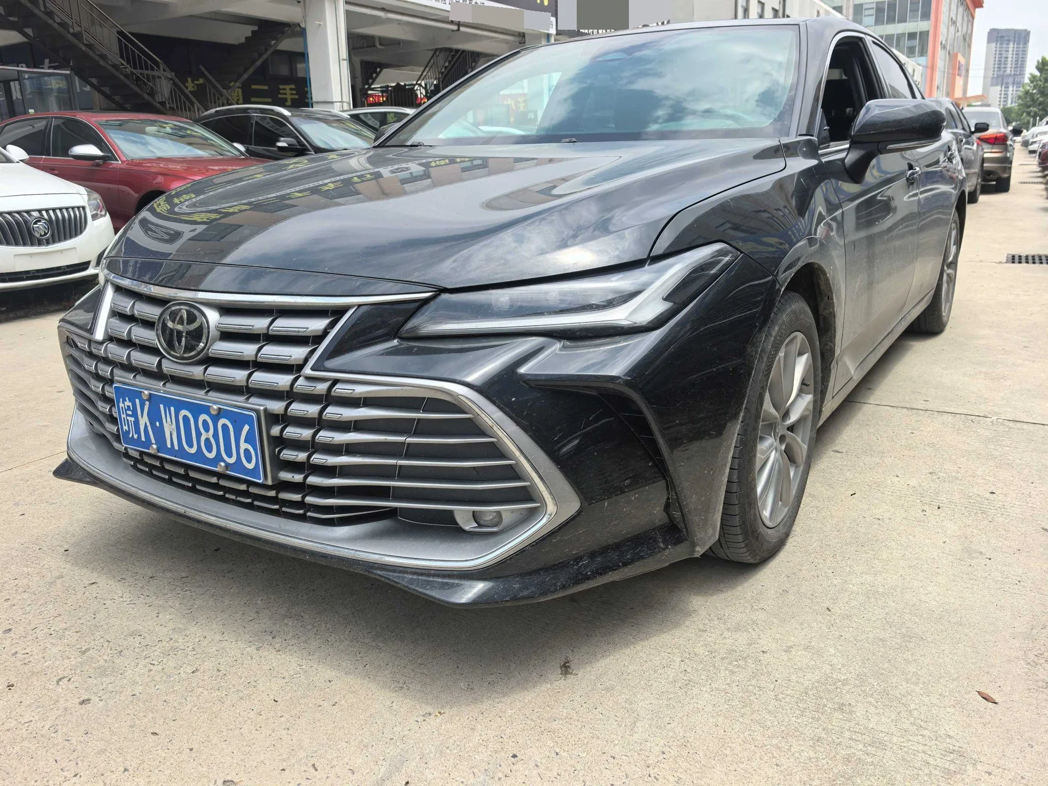 2024 Toyota Avalon 2.0L CVT Progressive Edition (Automatic)