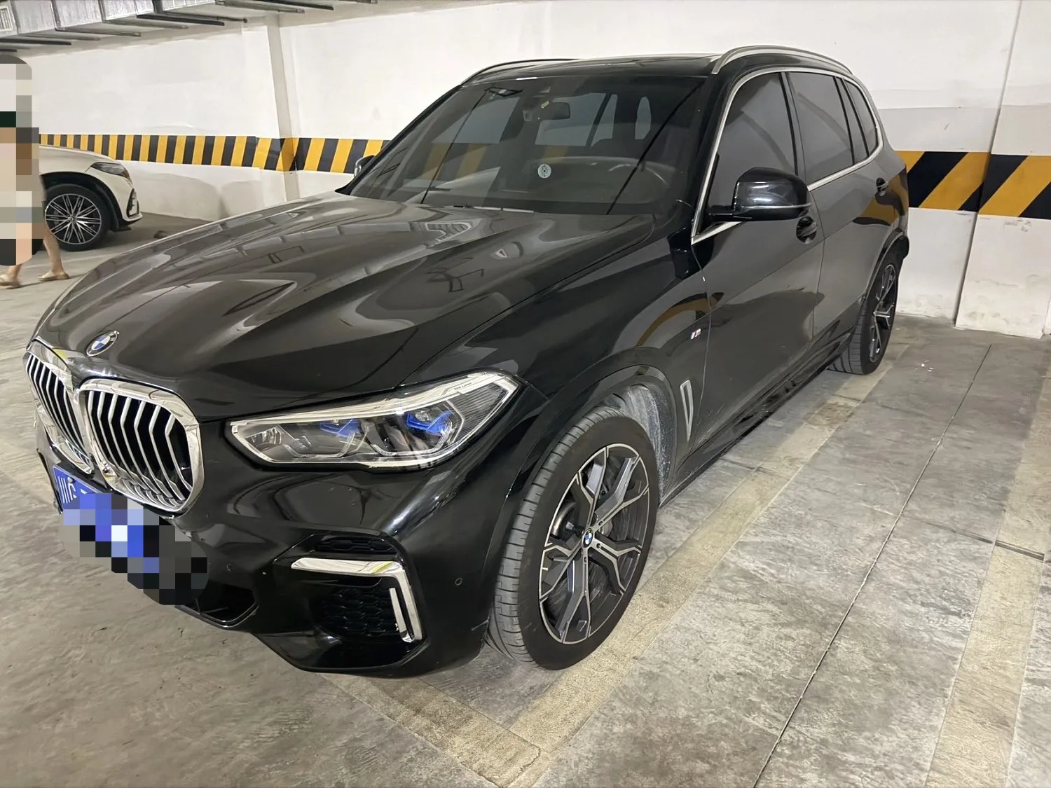 BMW X5 2022 Facelift xDrive 40Li M Sport Package
