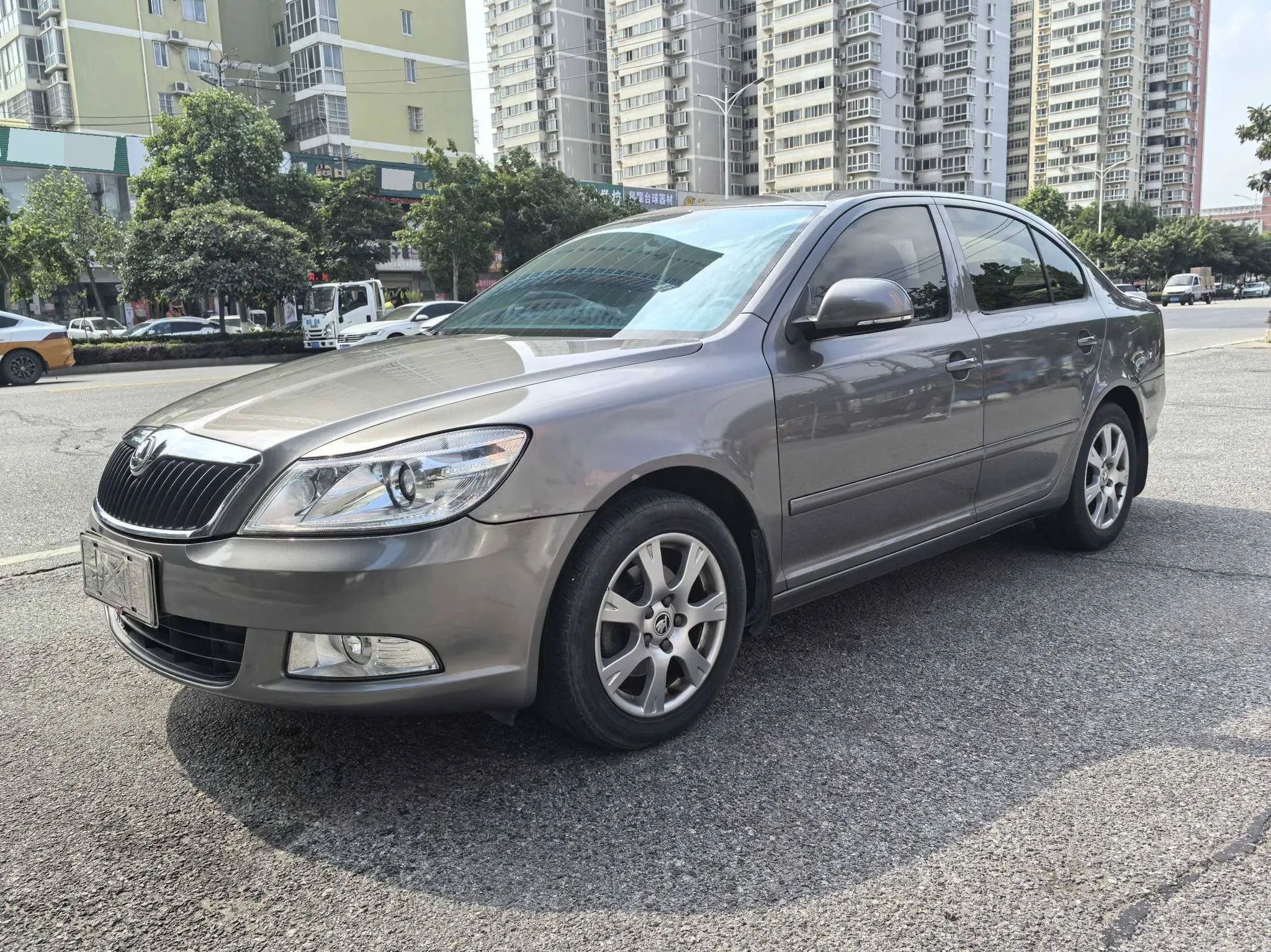 Octavia 2015 Classic 1.6L Automatic Elite Edition